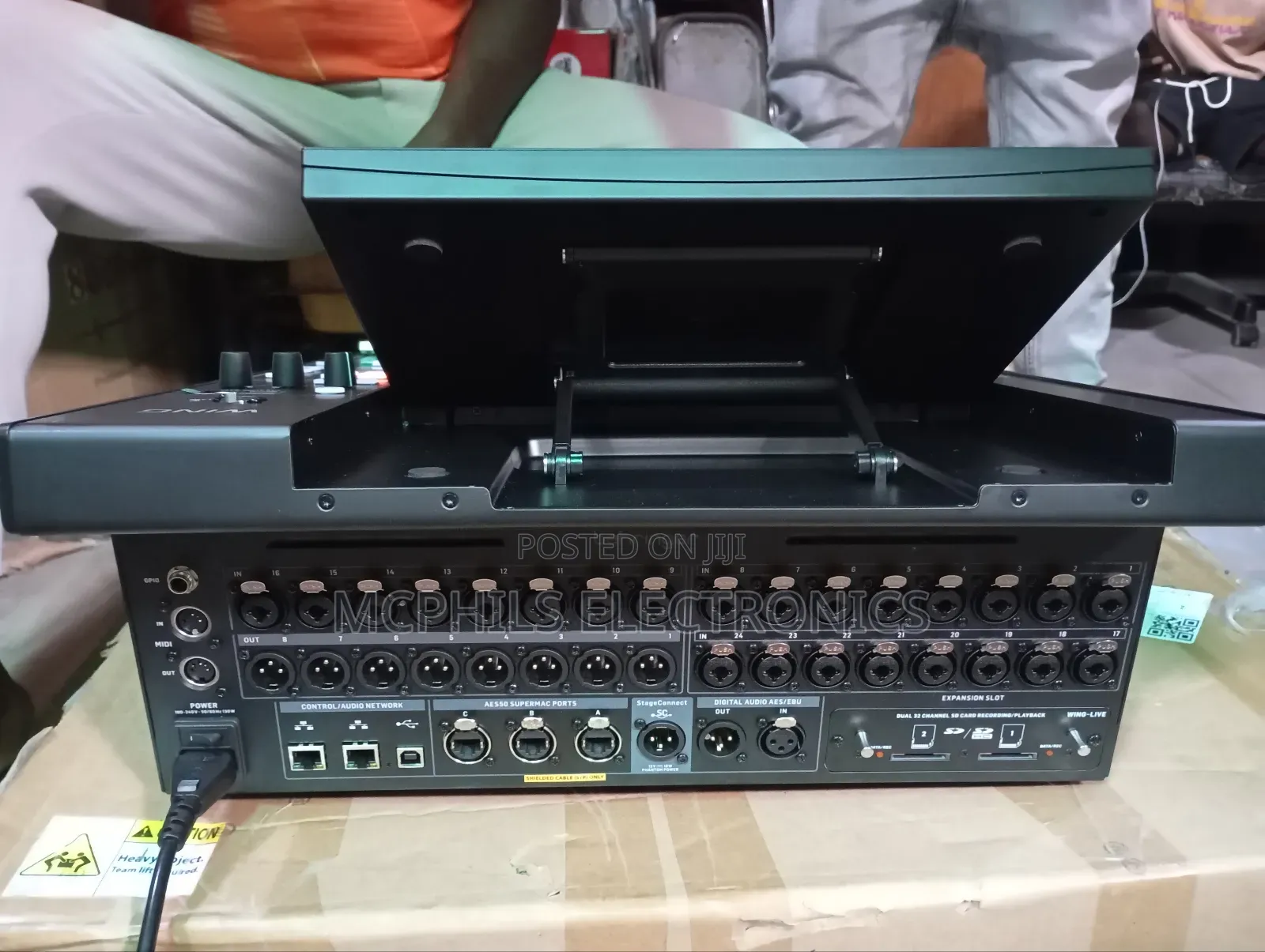 Wing Compact Full Digital Mixer