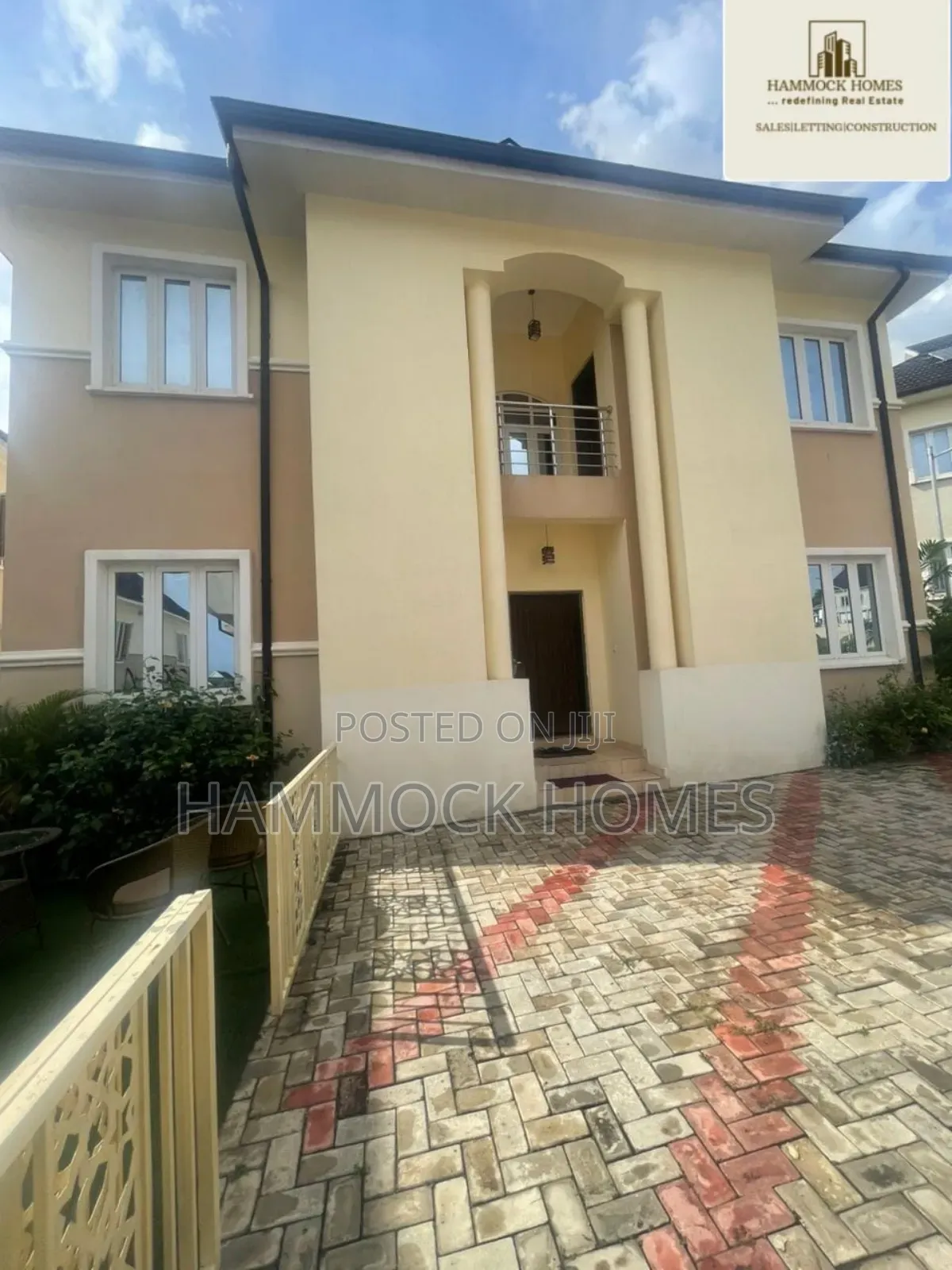 Furnished 5bdrm Duplex in Agodi Gra for sale
