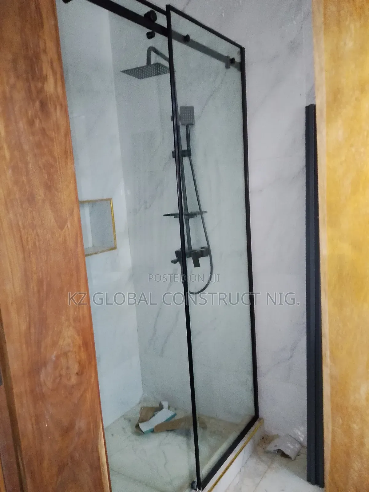 Sliding Frameless Shower Cubicle 2
