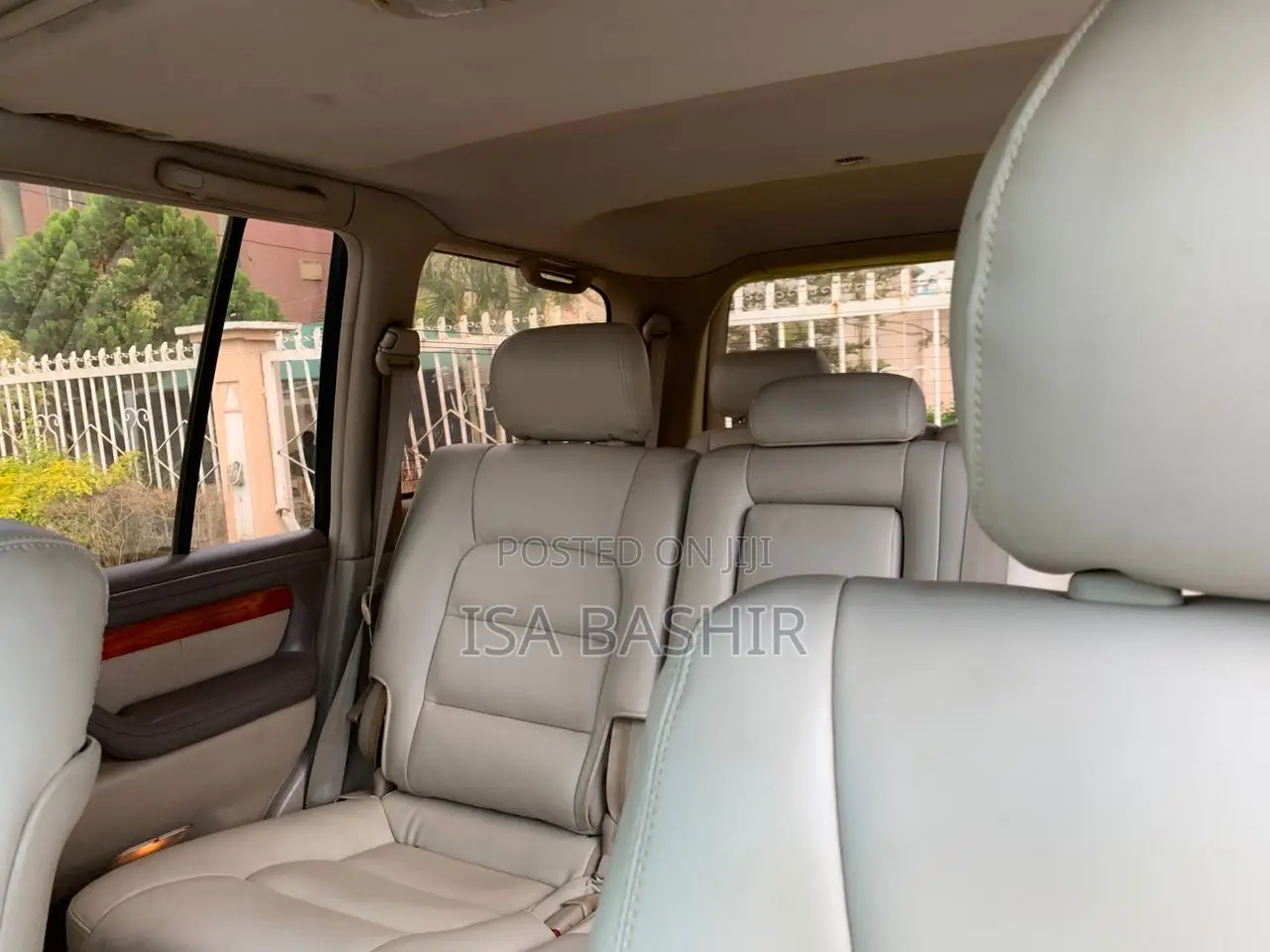 Lexus LX 470 AWD 2000 Gold