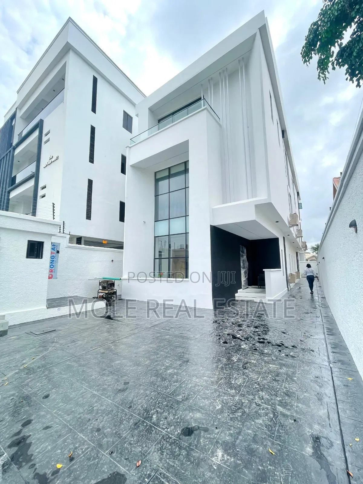 Furnished 4bdrm Duplex in Leki, Lekki Phase 1 for sale