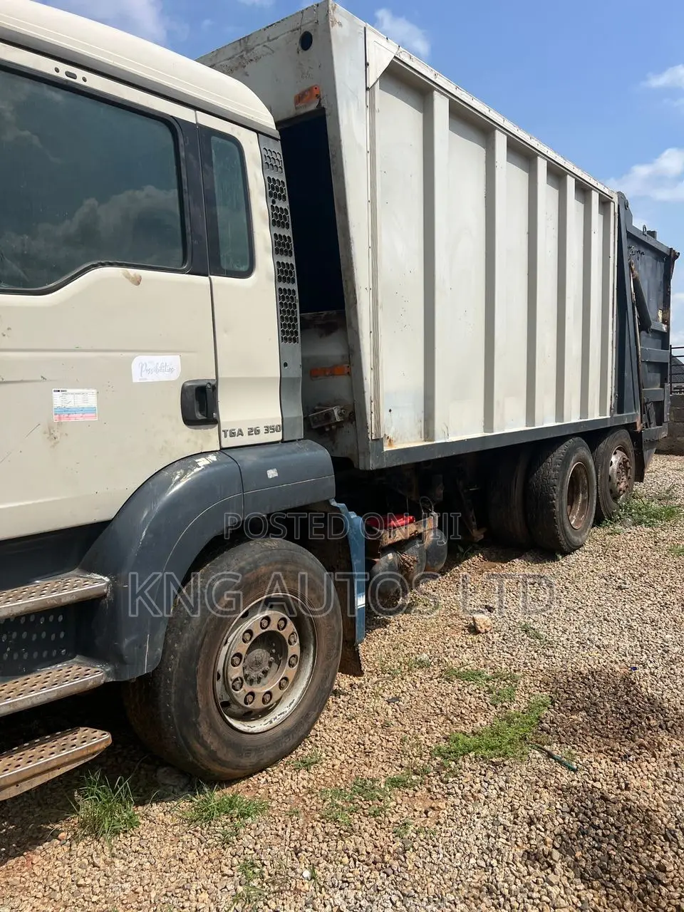 Man Tga Dustbin Truck