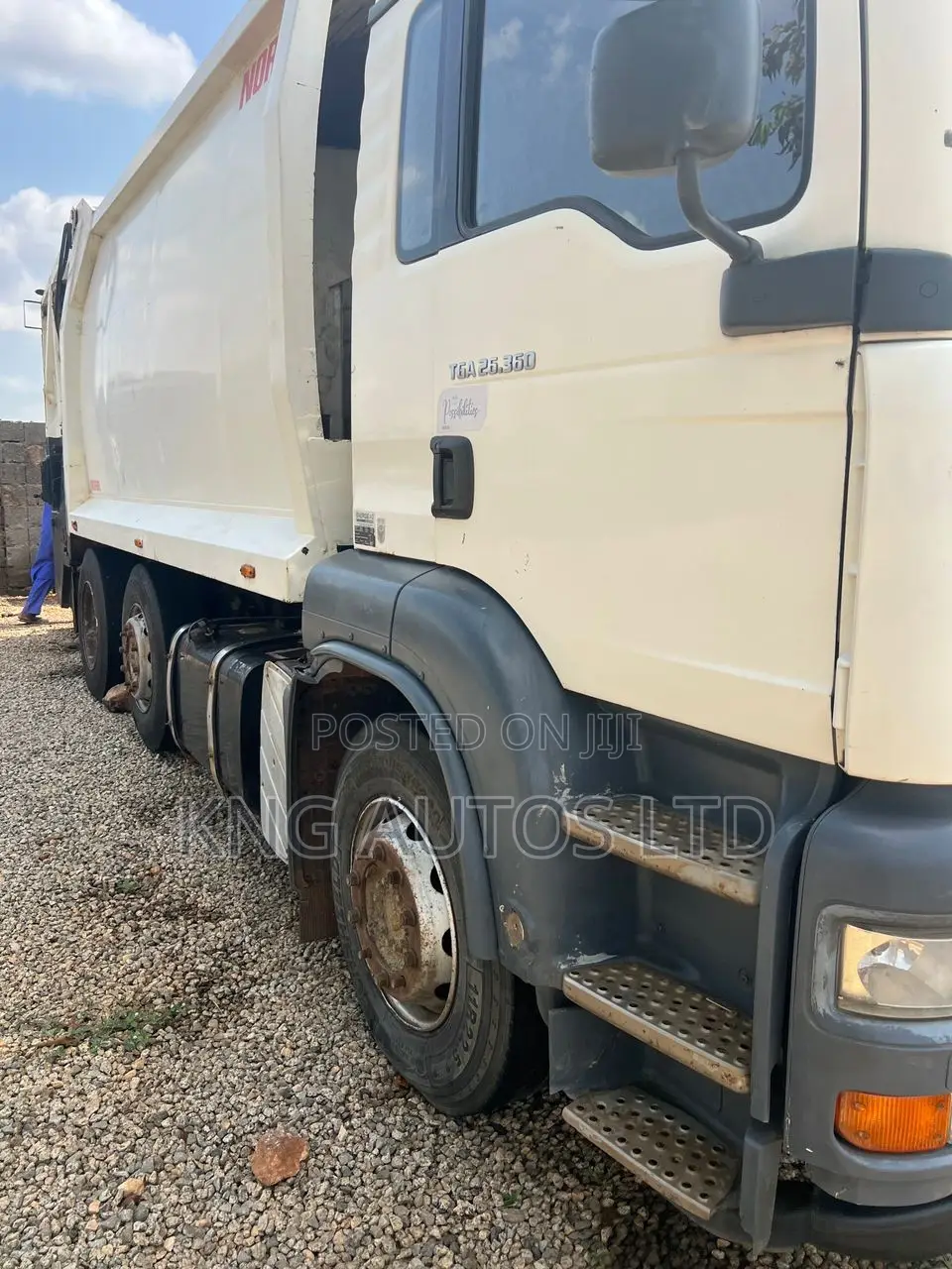 Man Tga Dustbin Truck