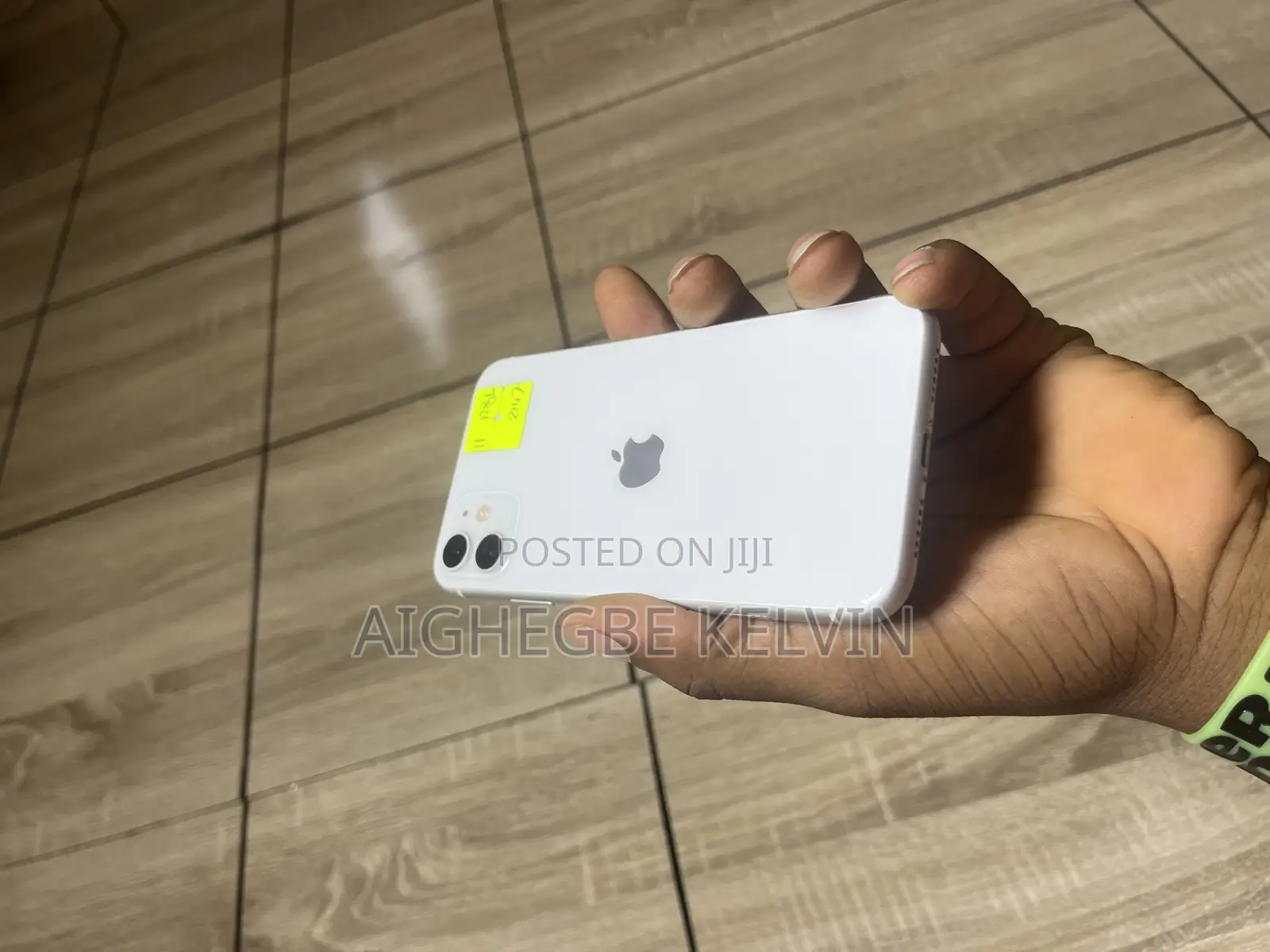 Apple iPhone 11 64 GB White