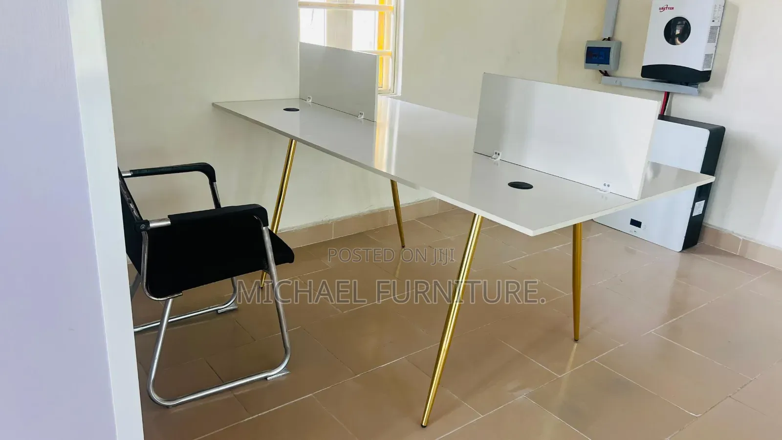 Unique Office Chair and Table