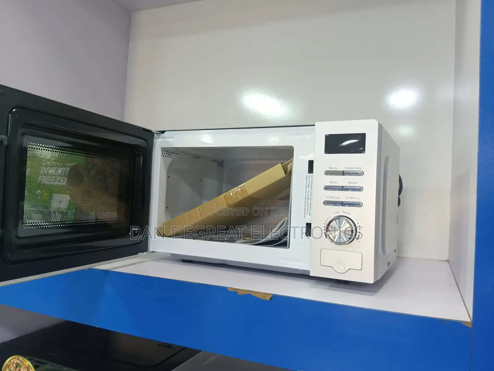 Haier Thermocool 20 Litters Digital Microwave Silver