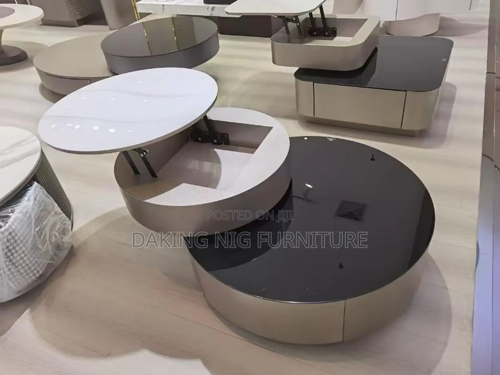New Quality Center Table With Spring