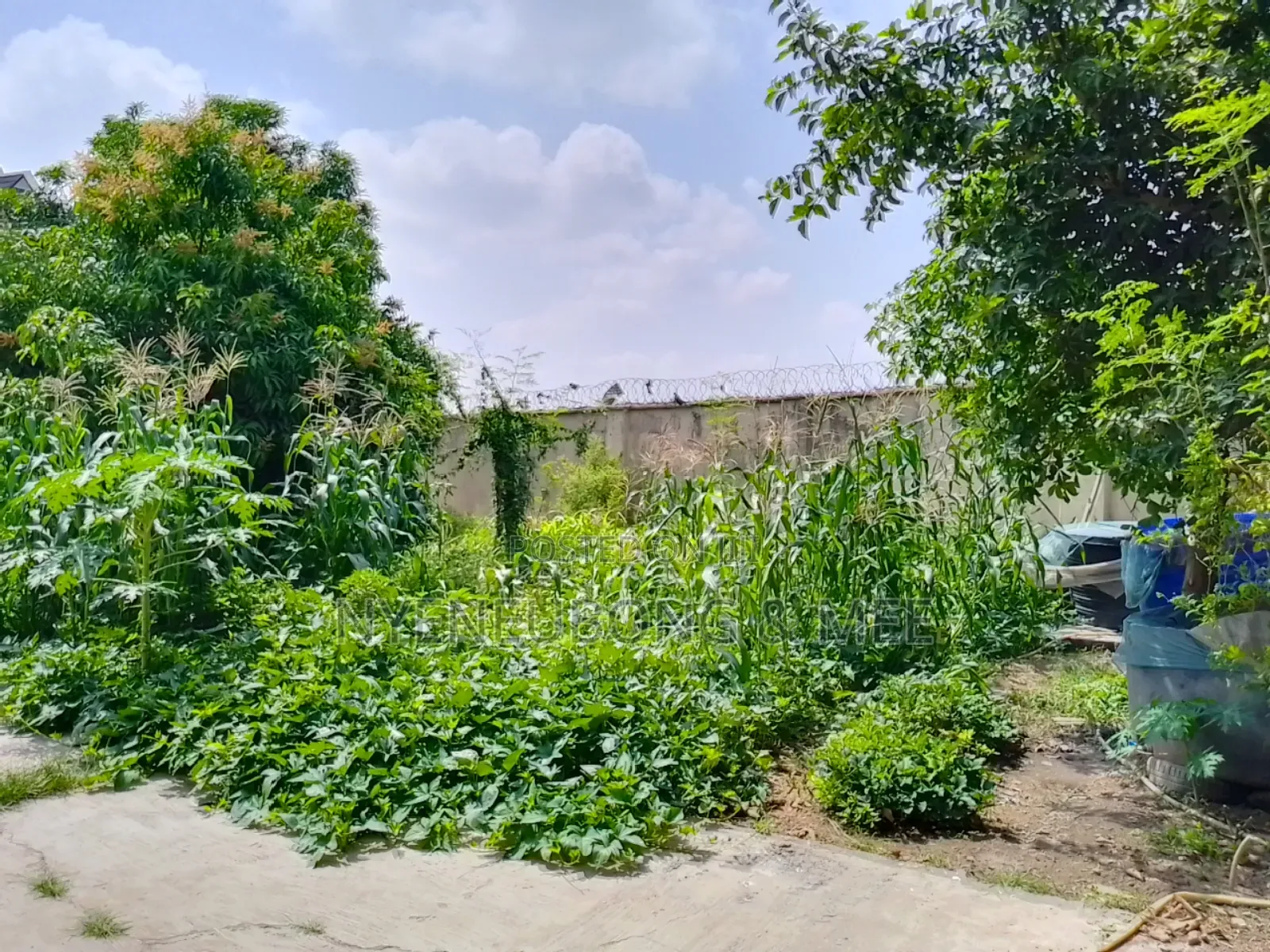 3bdrm Block of Flats in Mararaba for sale