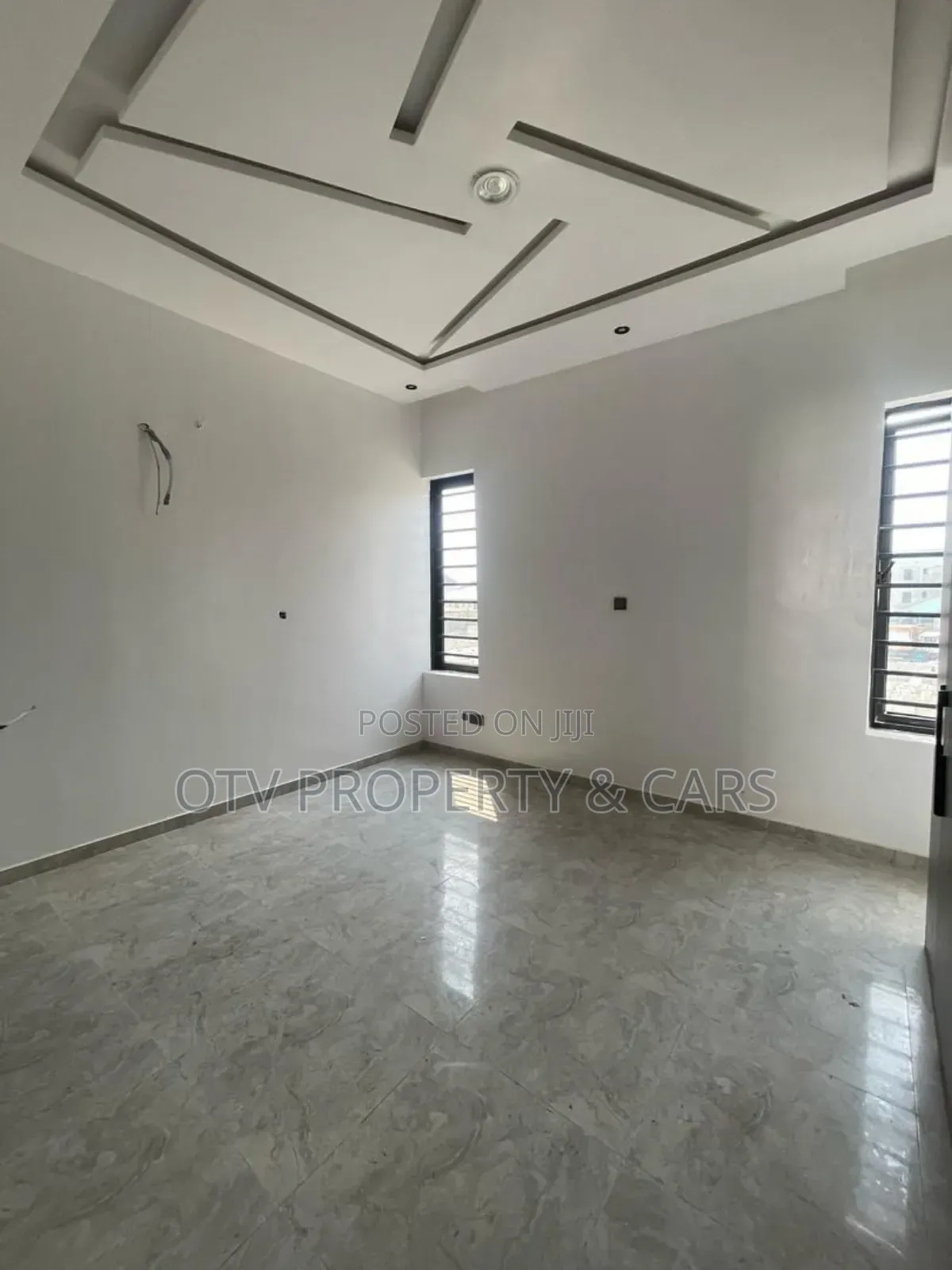 Furnished 5bdrm Duplex in Ikate for sale