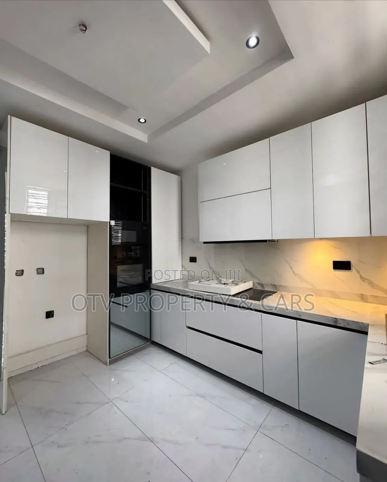 Furnished 4bdrm Townhouse/Terrace in Ikoyi for sale