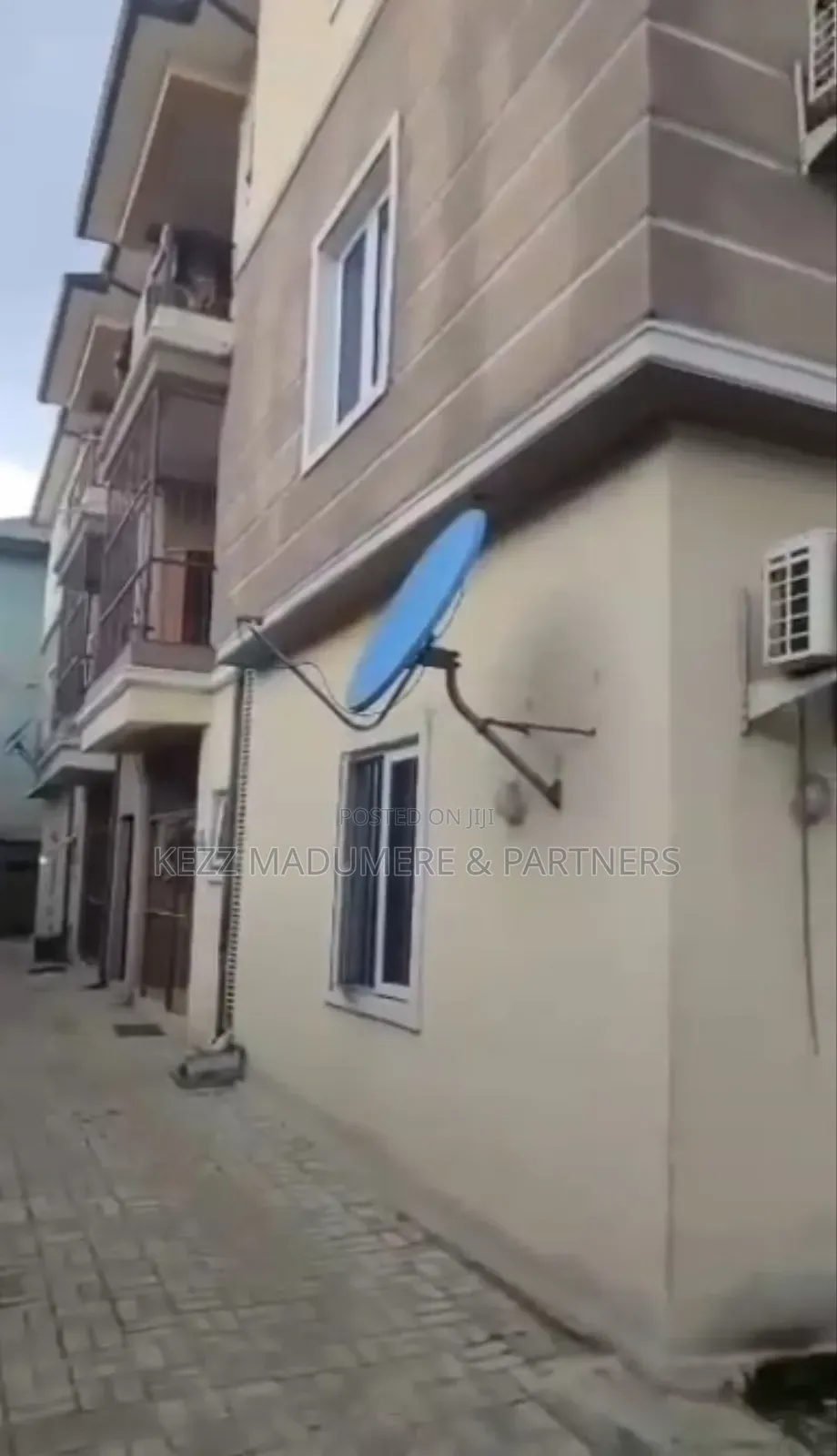 6bdrm Block of Flats in Woji , Port Harcourt for sale