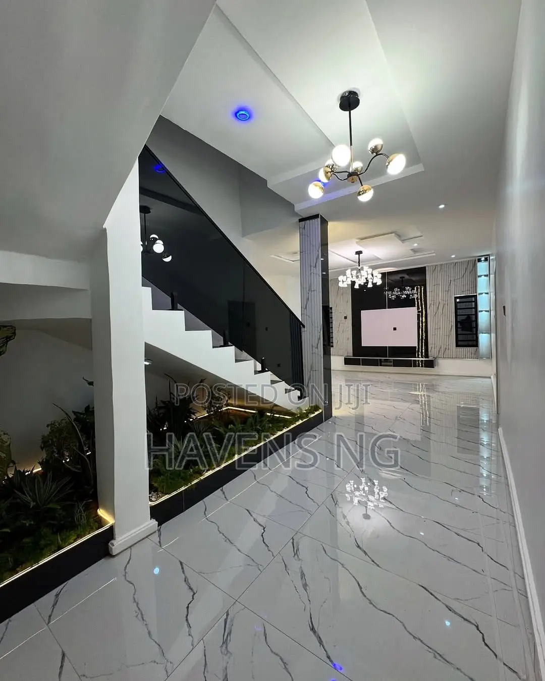 4bdrm Duplex in Eneka for sale