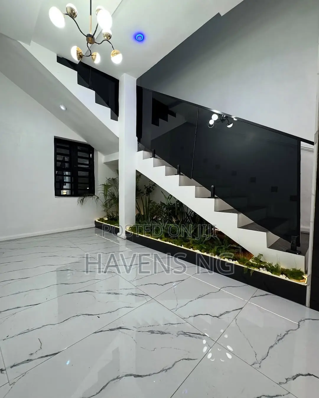 4bdrm Duplex in Eneka for sale