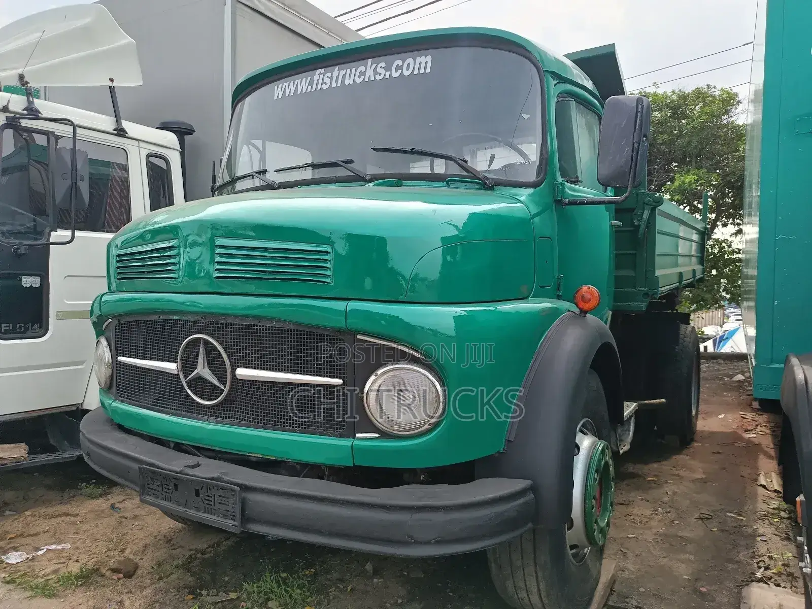 Mercedes Benz 1513 Tipper Truck Green