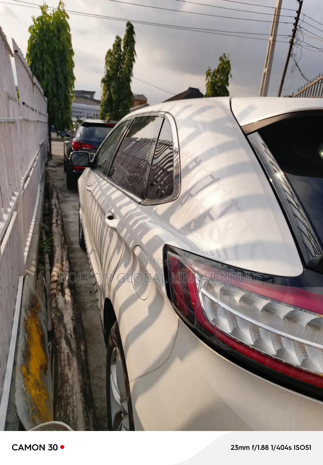 Ford Edge SE 4dr SUV (2.0L 4cyl Turbo 6A) 2015 White
