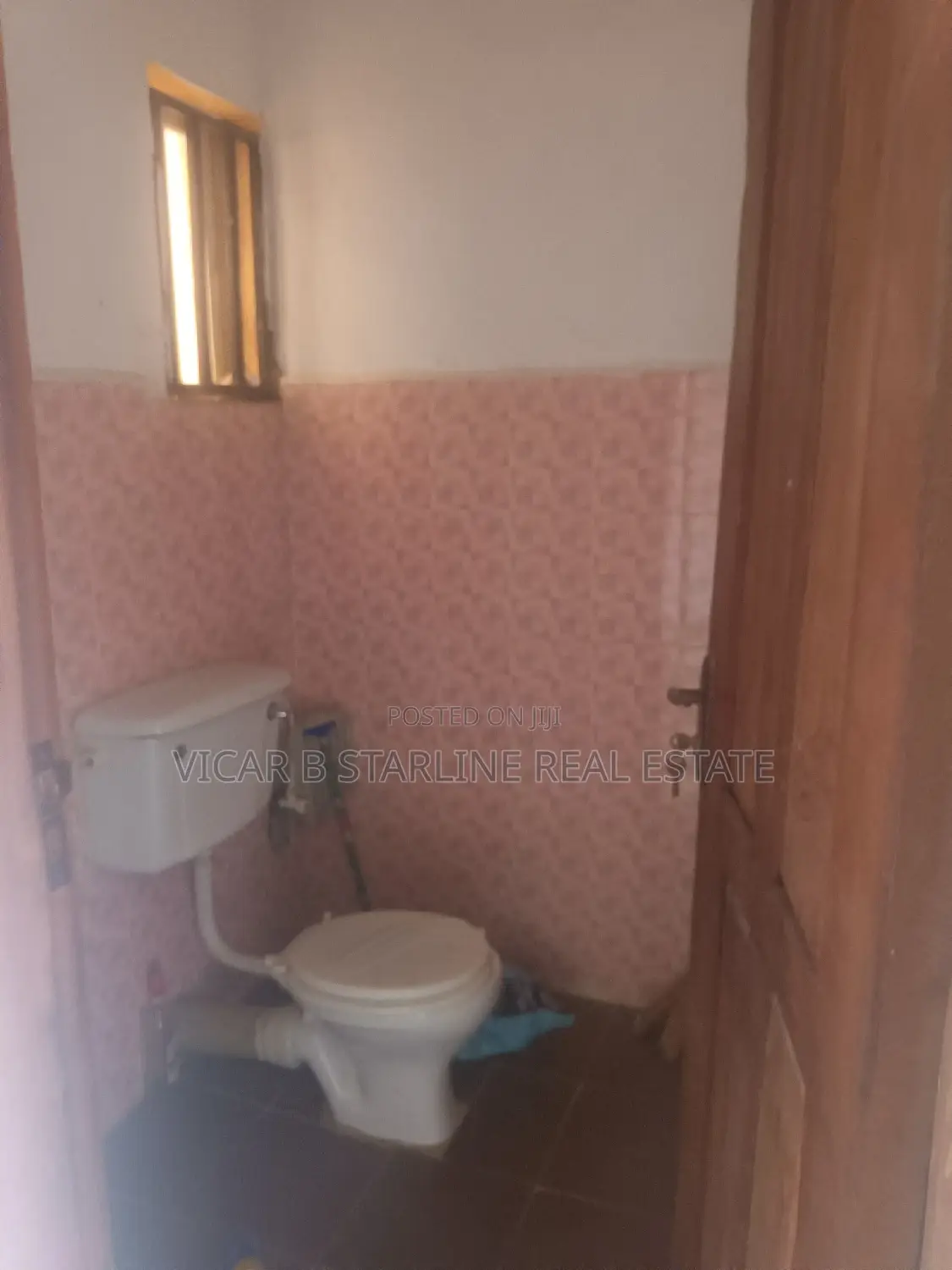 Very Large Office Space With Toilet for Rent at Afikpo Road
