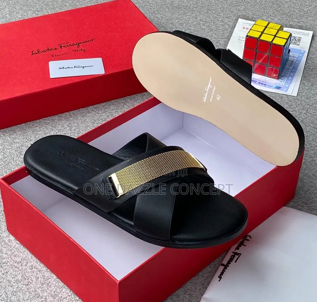 Salvatore Ferragamo Crossing