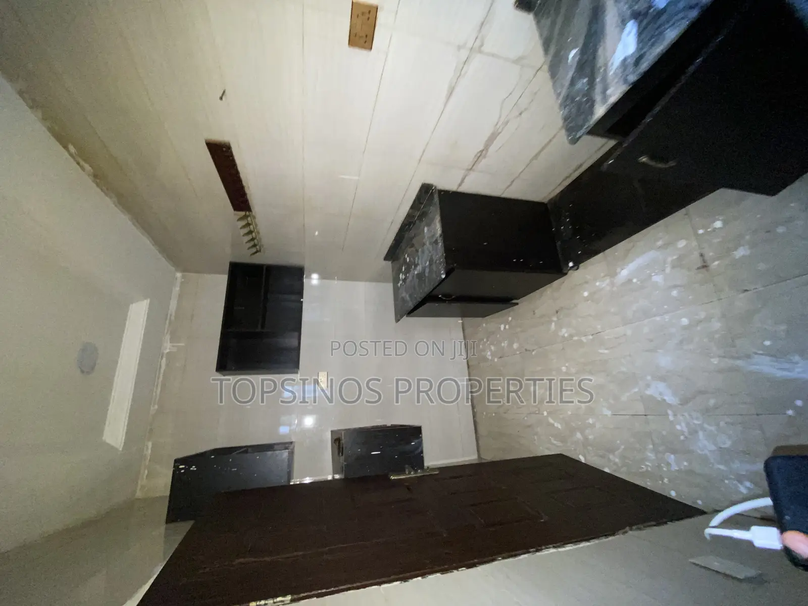 2bdrm Block of Flats in Dawaki for rent