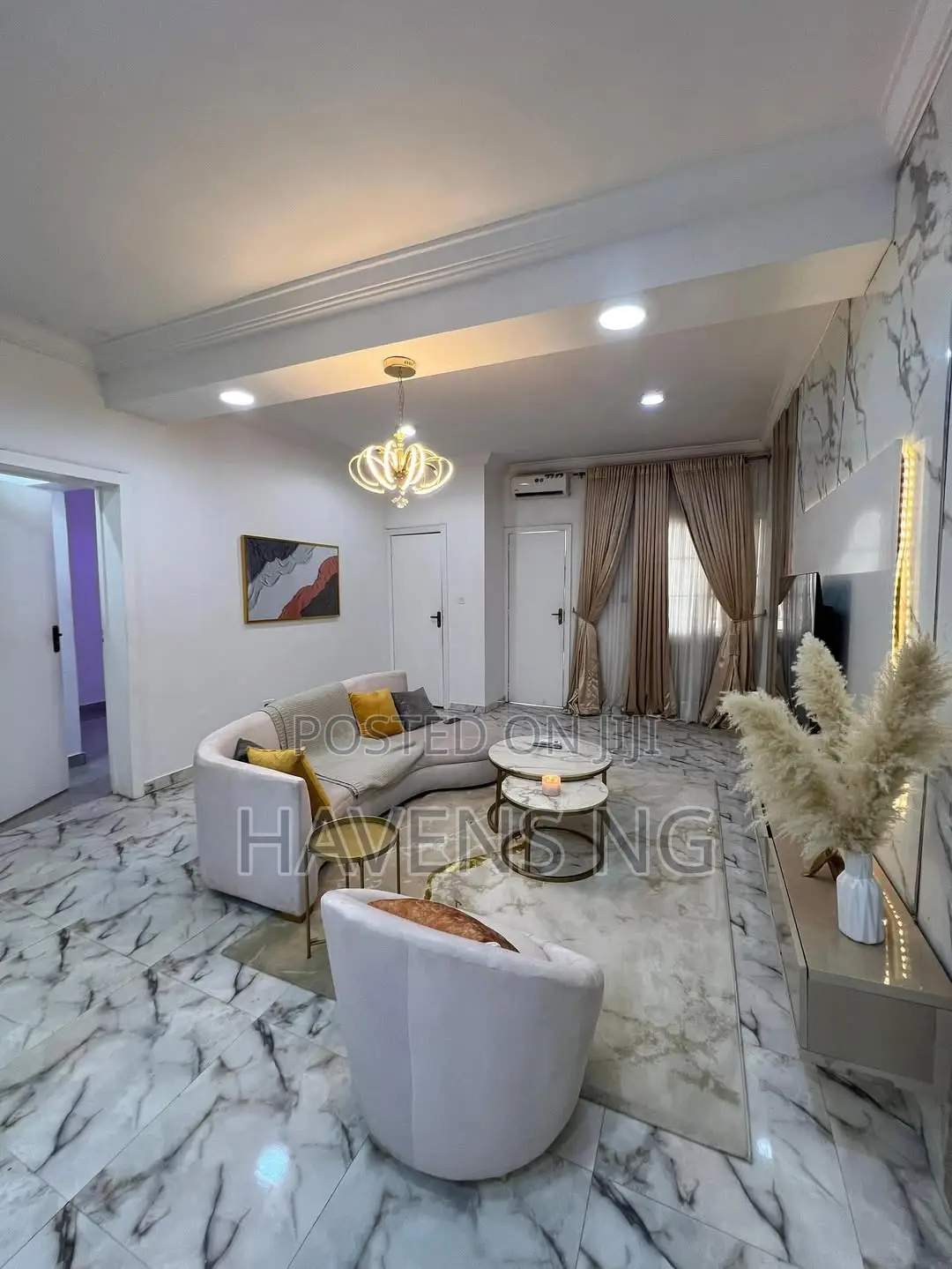 White Pearl – Spacious City View 1-Bedroom Apartment