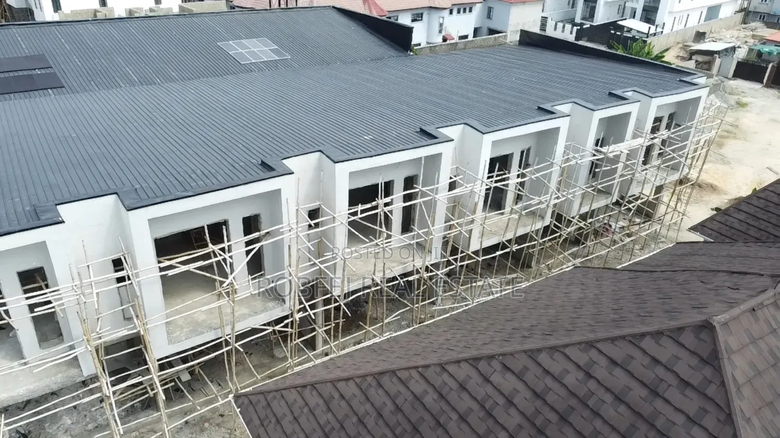 4bdrm Townhouse/Terrace in Sangotedo for sale