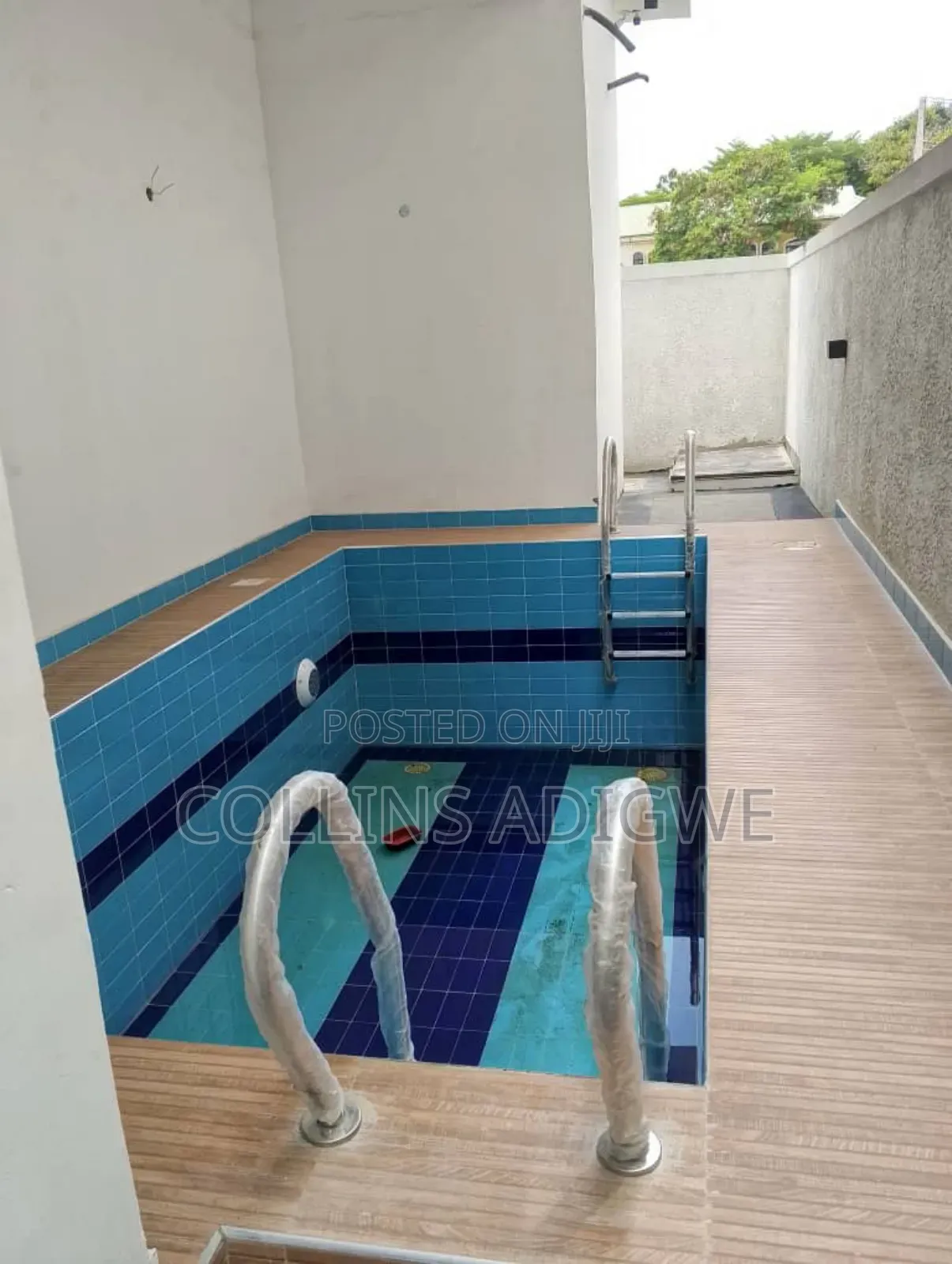 5bdrm Duplex in Chevron Alternative for sale