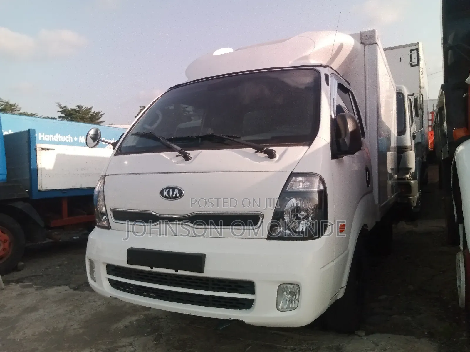Kia Cooling Mini Van