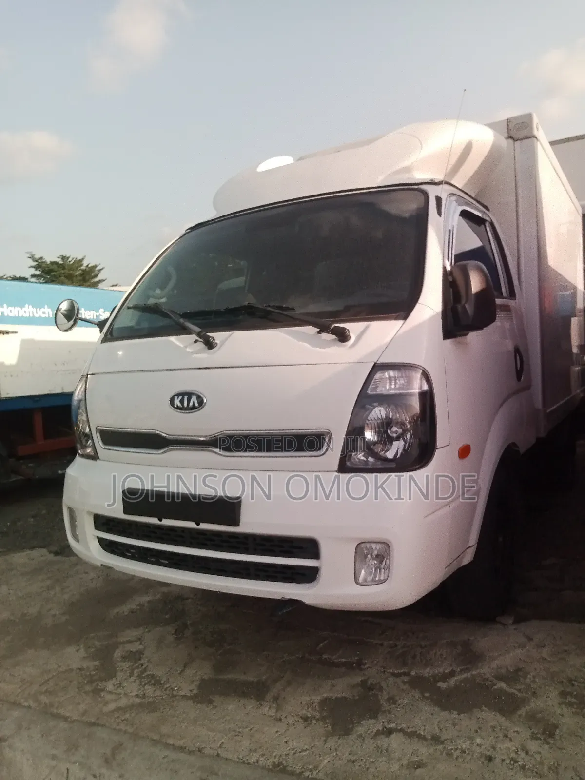 Kia Cooling Mini Van