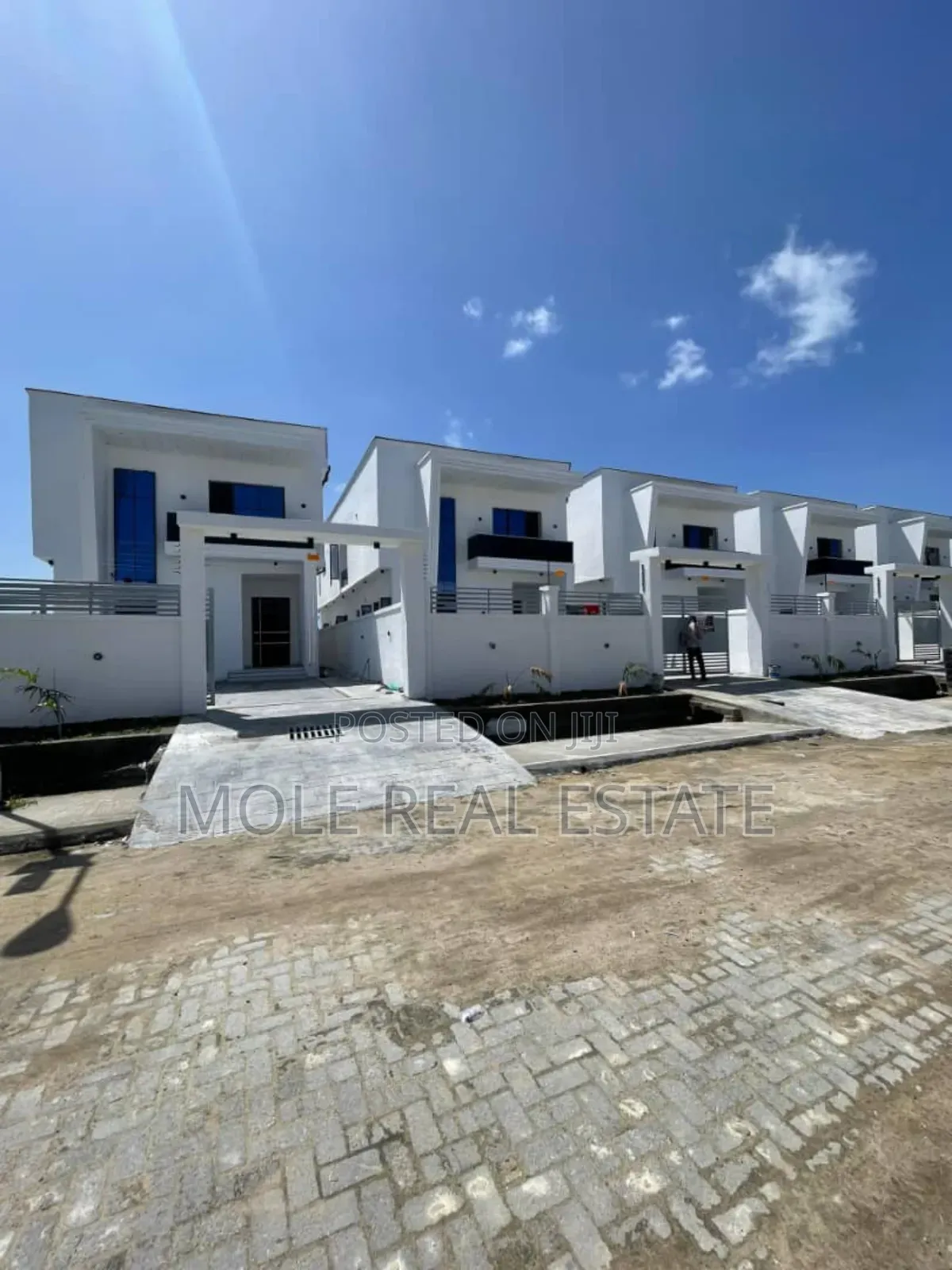 Furnished 4bdrm Duplex in Spar Rd, Lekki for sale