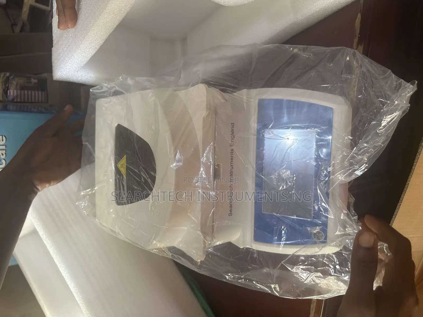 Moisture Analyser