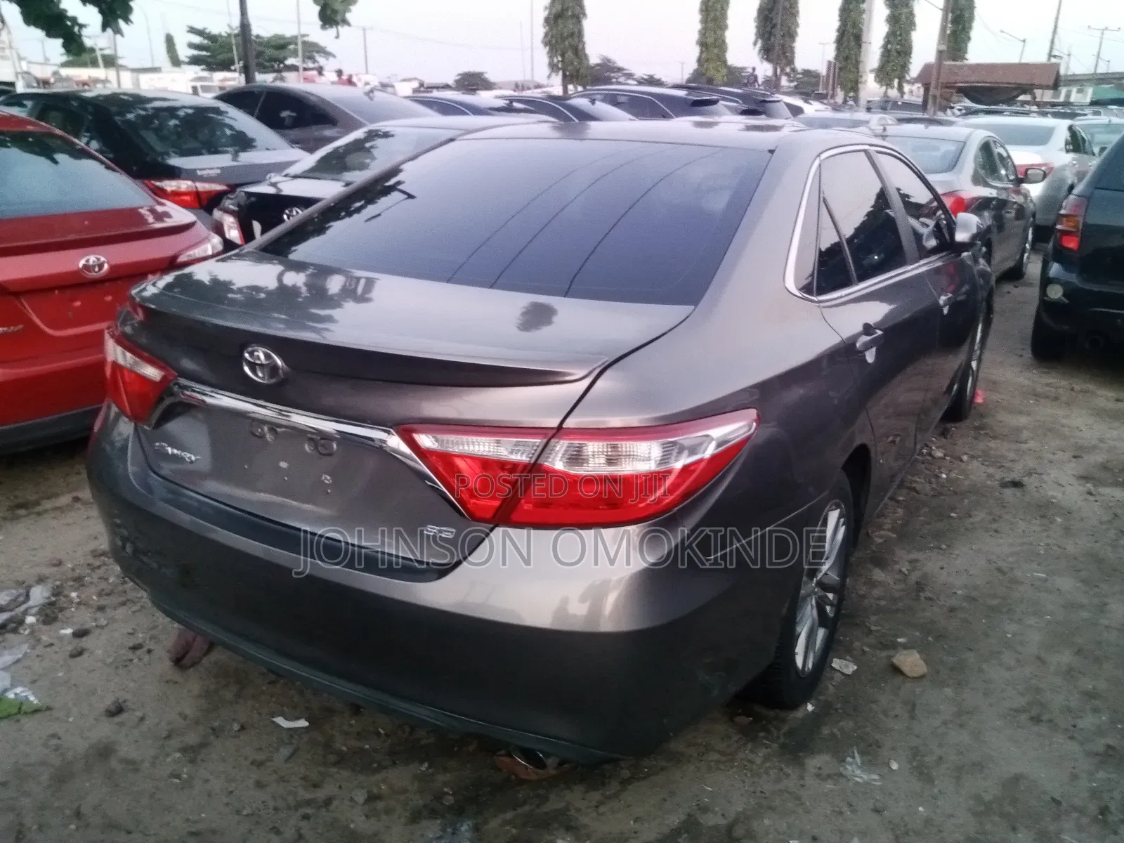 Toyota Camry SE 4dr Sedan (3.5L 6cyl 6A) 2014 Gray