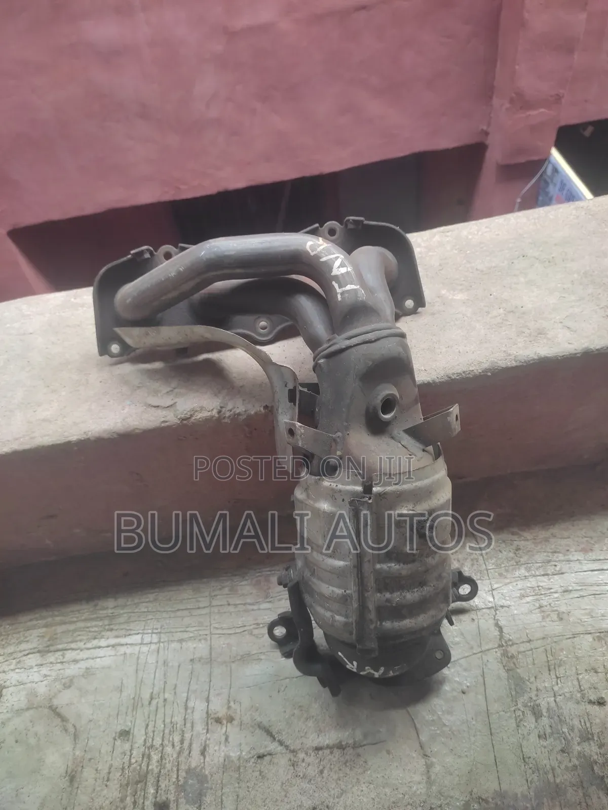 Manifold Catalysts Toyota Camry Four Plug 2004 Model