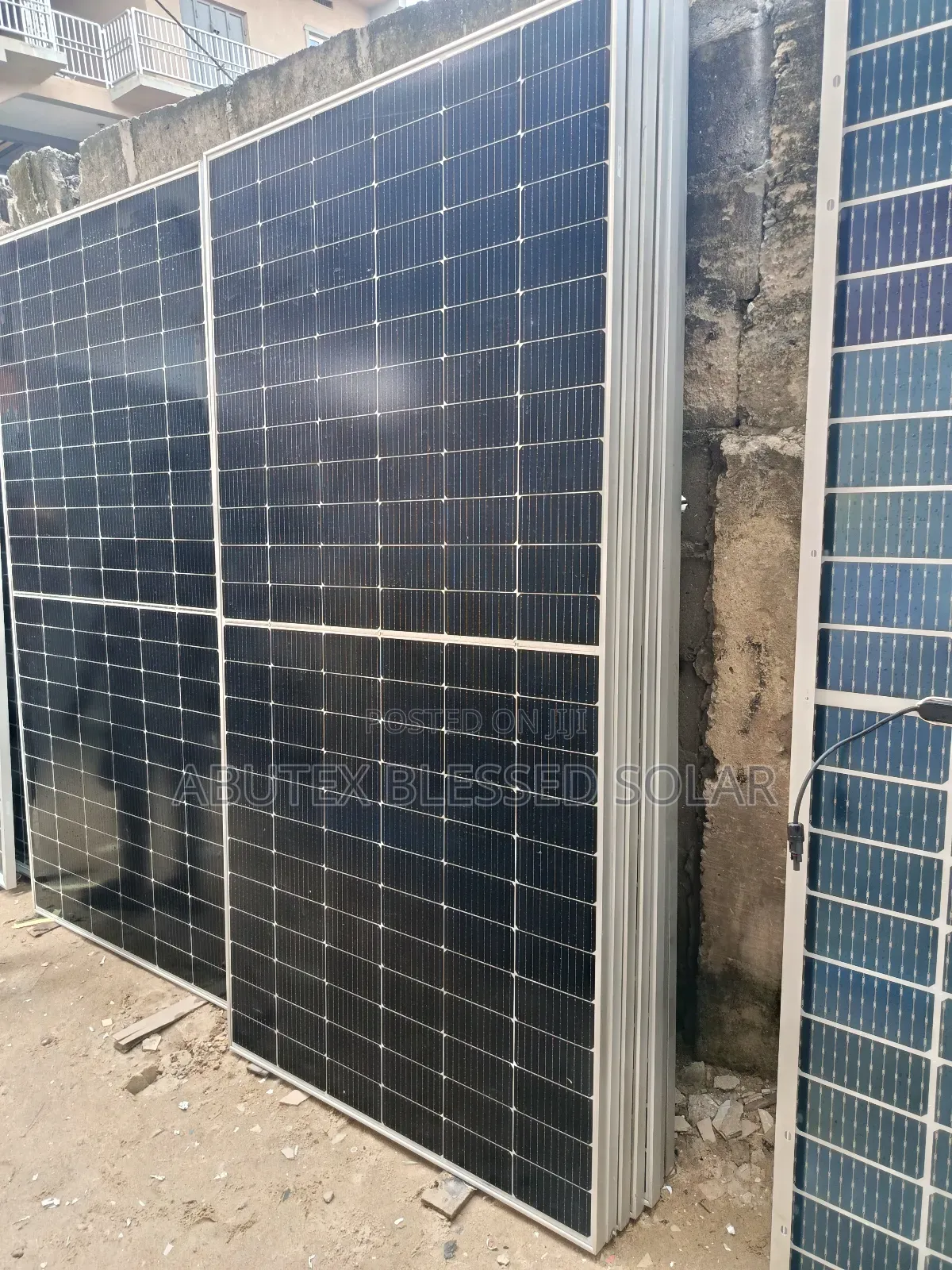 600watt Ja Solar Panel Mono Half Cut