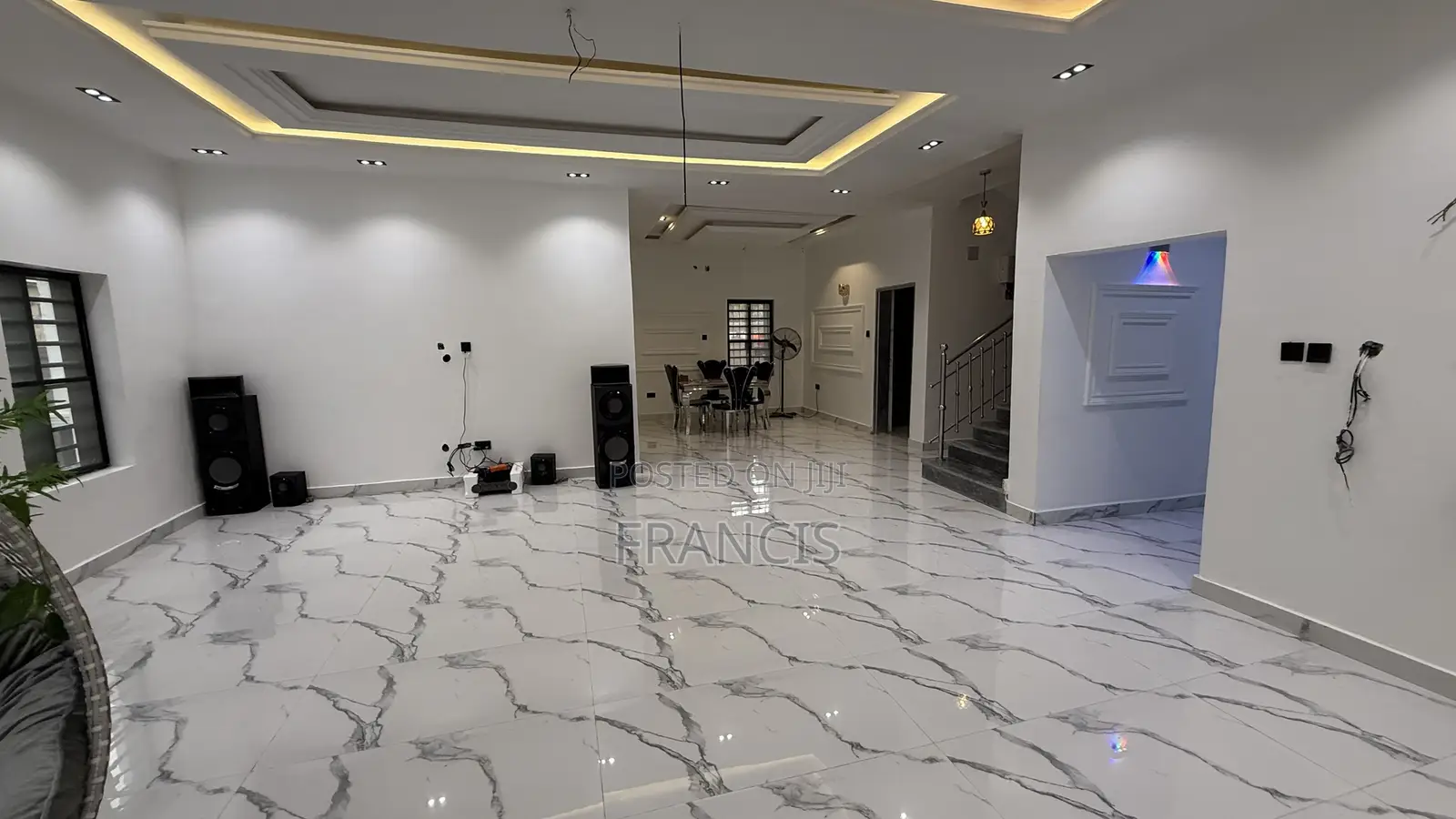 4bdrm Duplex in Summit Estate, Lugbe District for sale