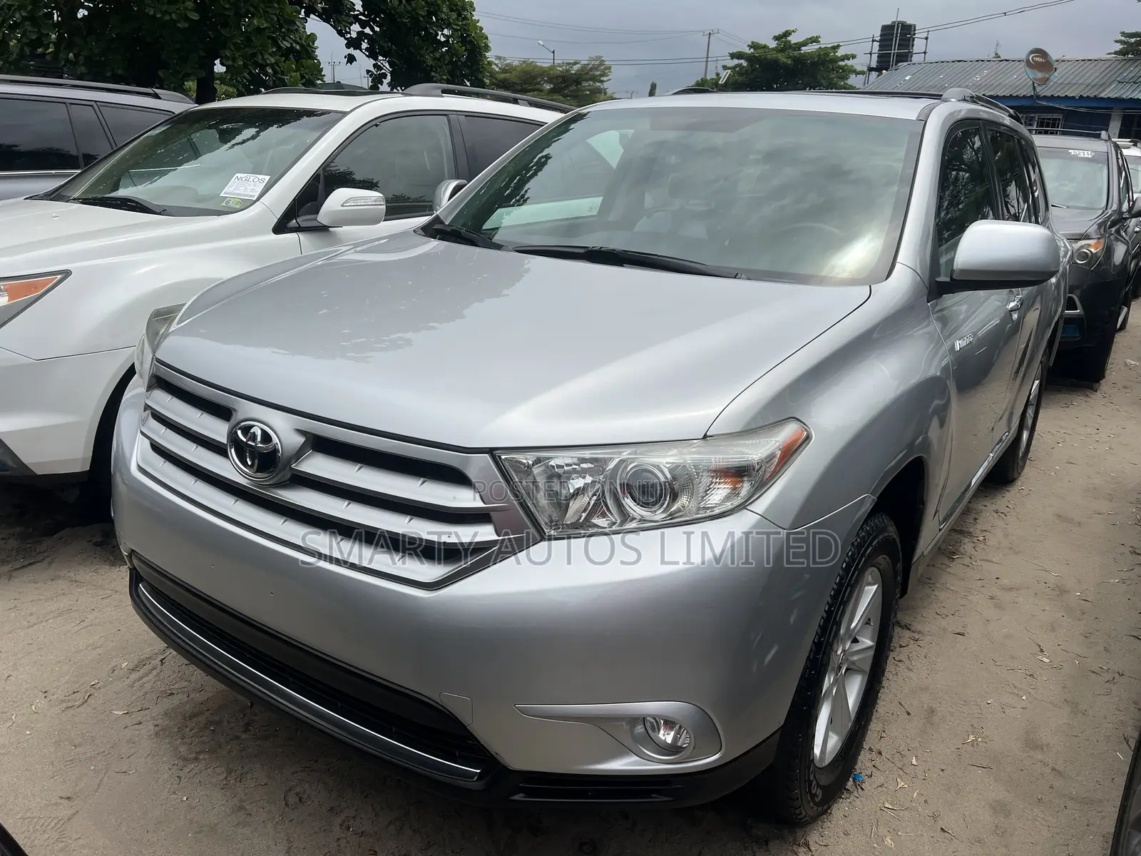 Toyota Highlander Limited 3.5l 4WD 2013 Silver
