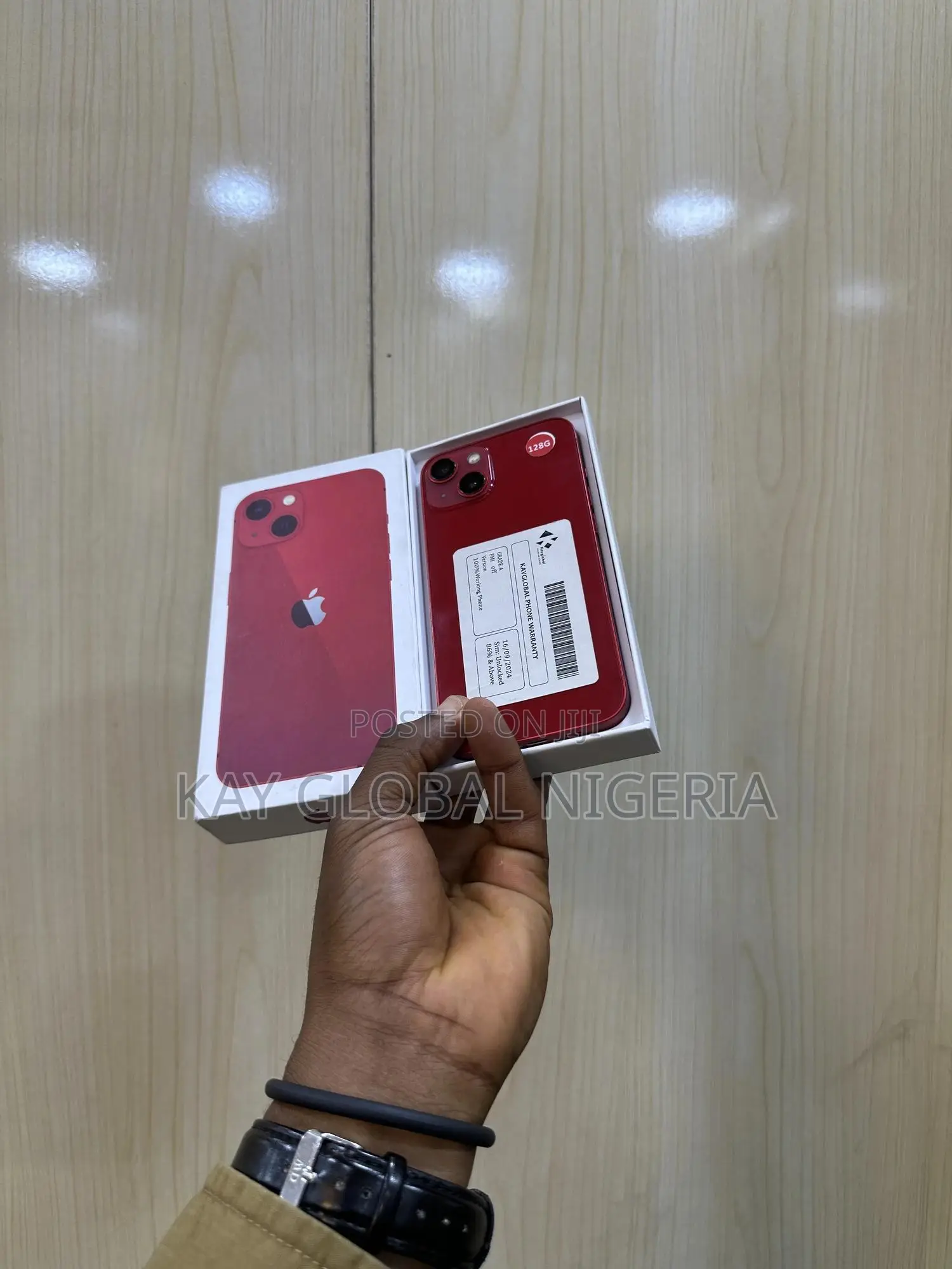 Apple iPhone 13 128 GB Red