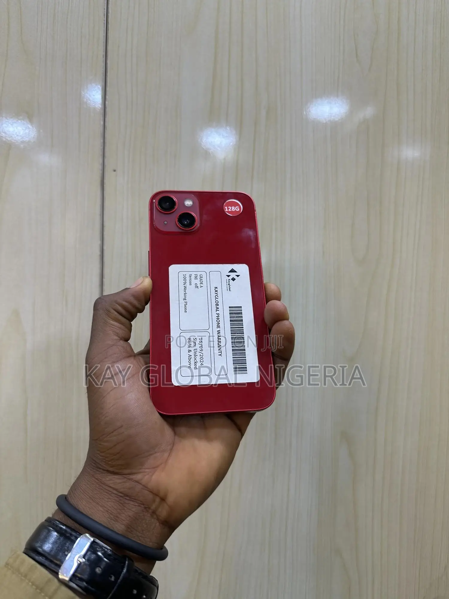 Apple iPhone 13 128 GB Red