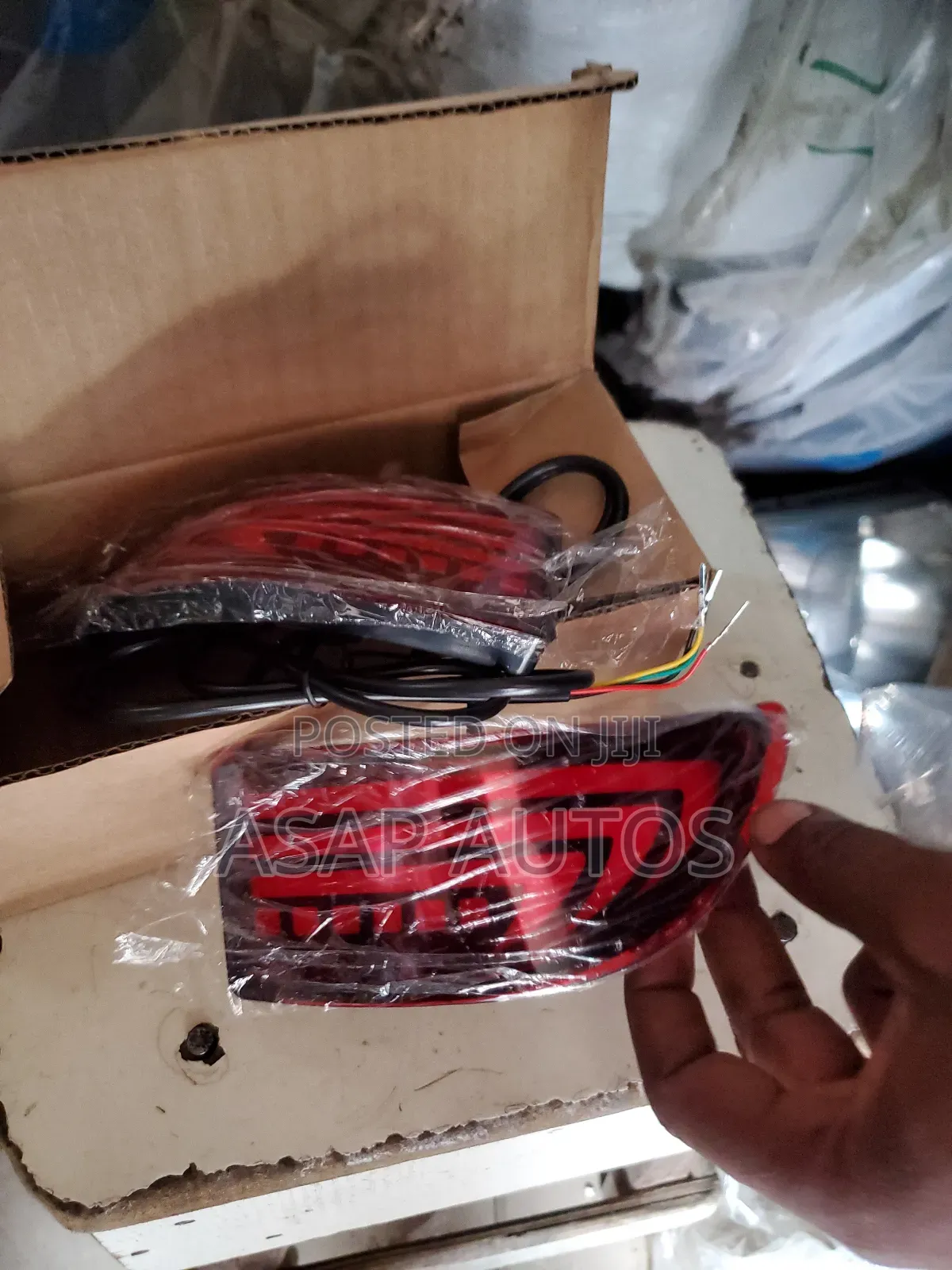 Back Bumper Reflector for Is250