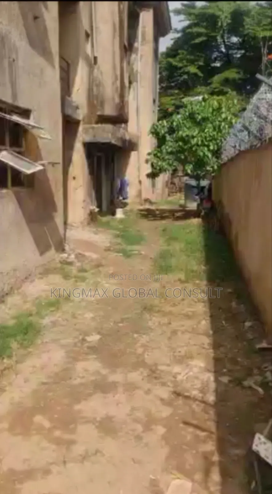 3bdrm Townhouse/Terrace in Maitama Main for sale
