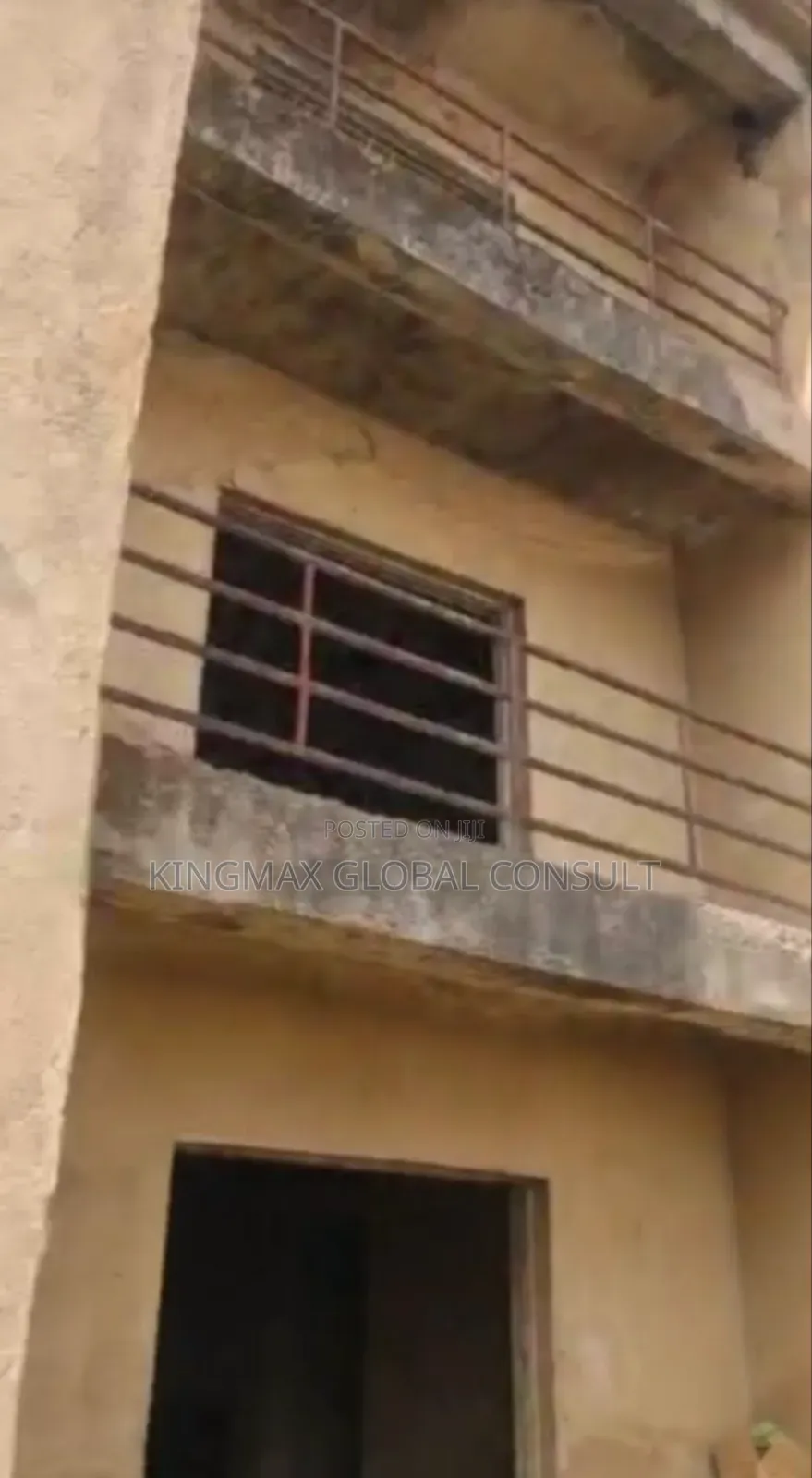 3bdrm Townhouse/Terrace in Maitama Main for sale