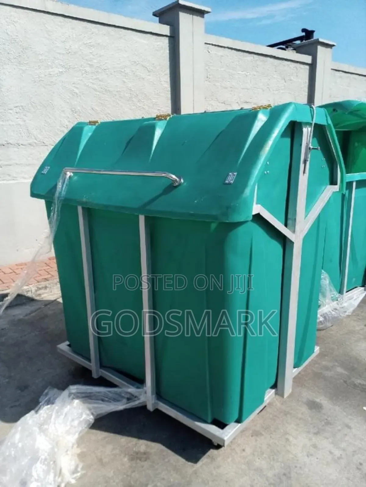 2000 Litres Geepee Dustbin