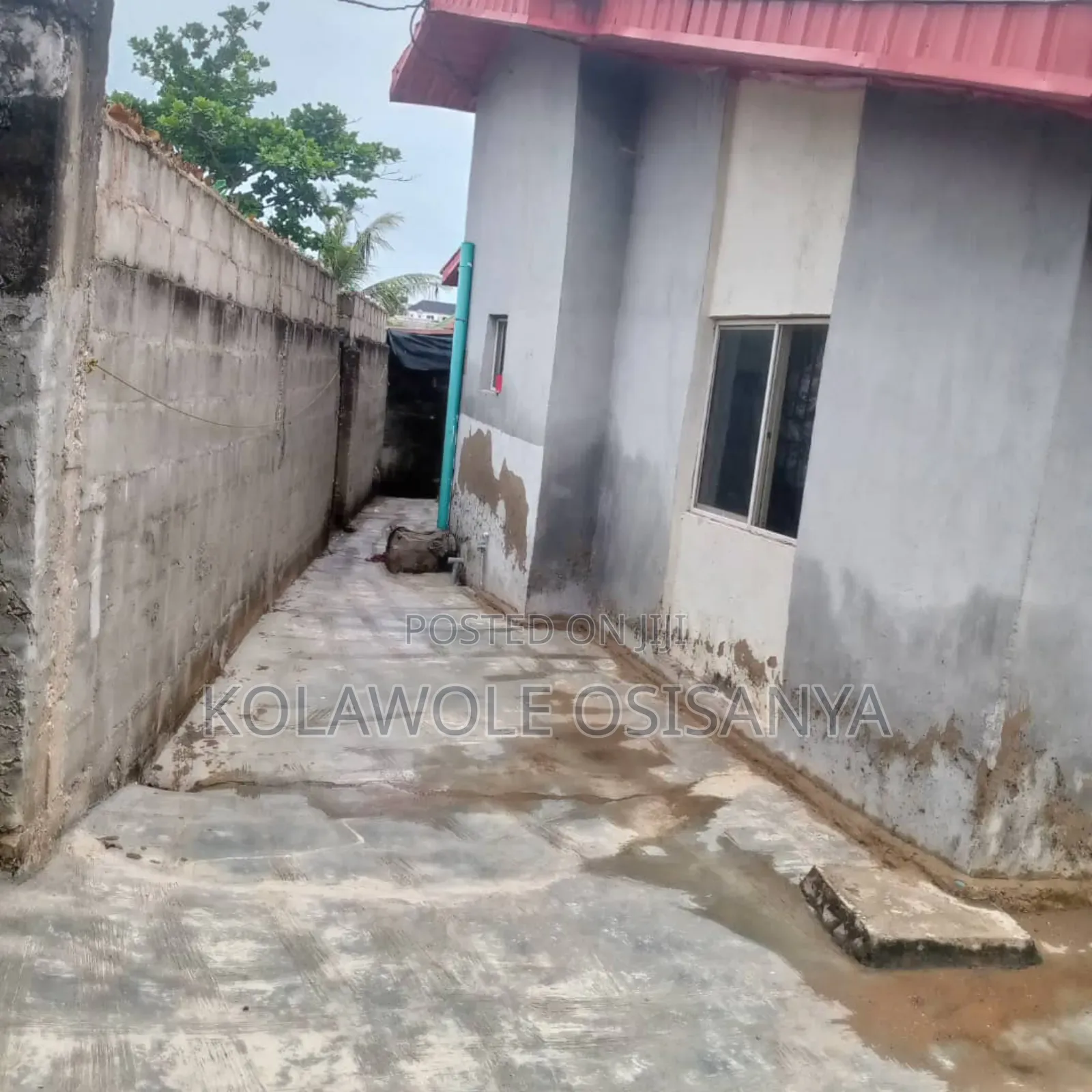 2bdrm Bungalow in Iyawo Estate, Akesan for sale