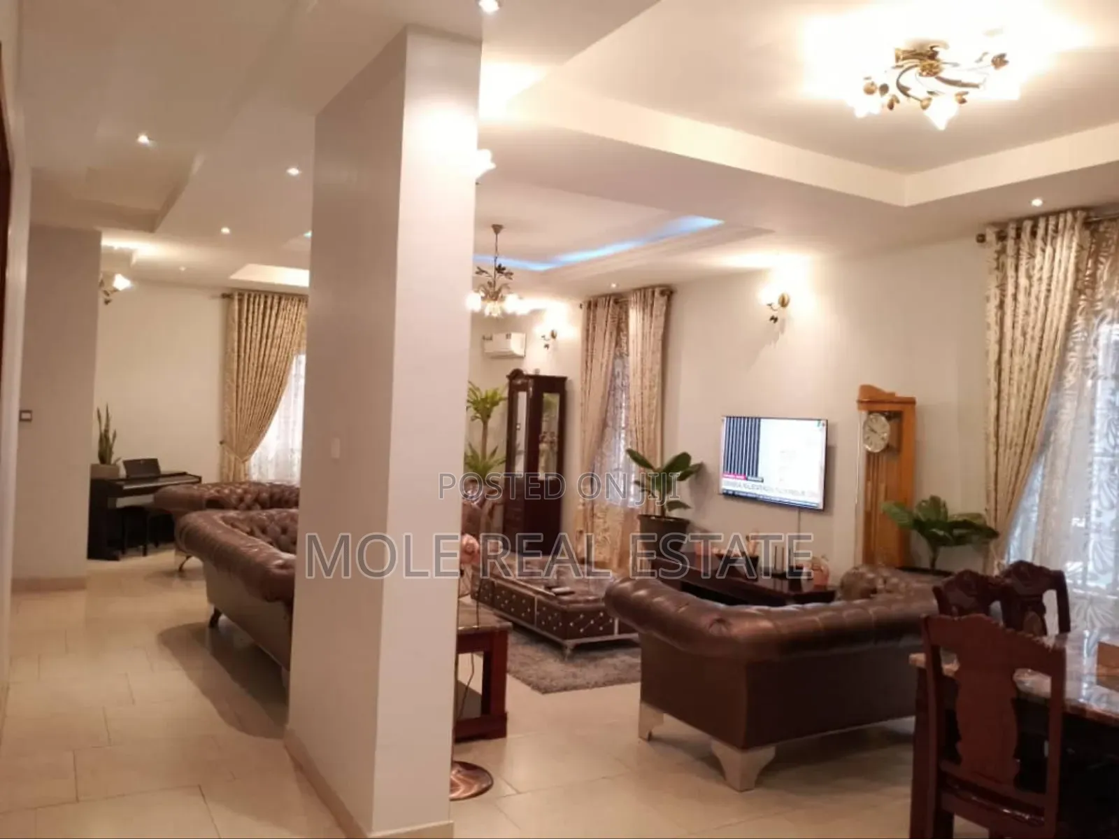 3bdrm Bungalow in Shagari Estate for sale