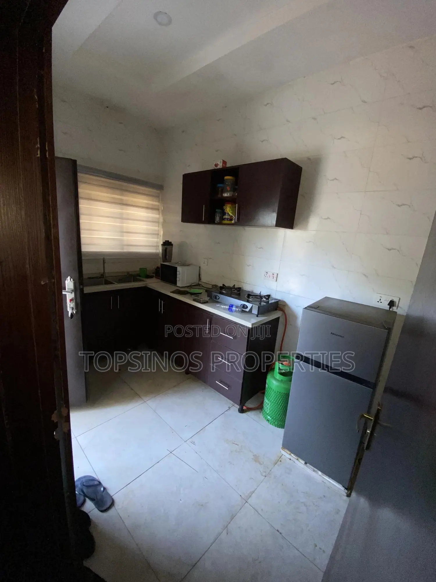 2bdrm Block of Flats in Dawaki for rent