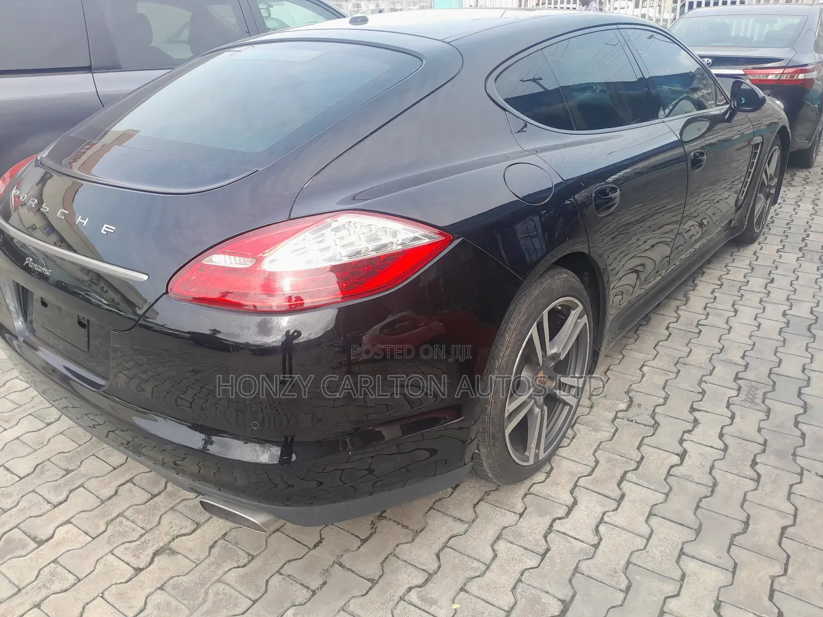 Porsche Panamera GTS 2013 Black