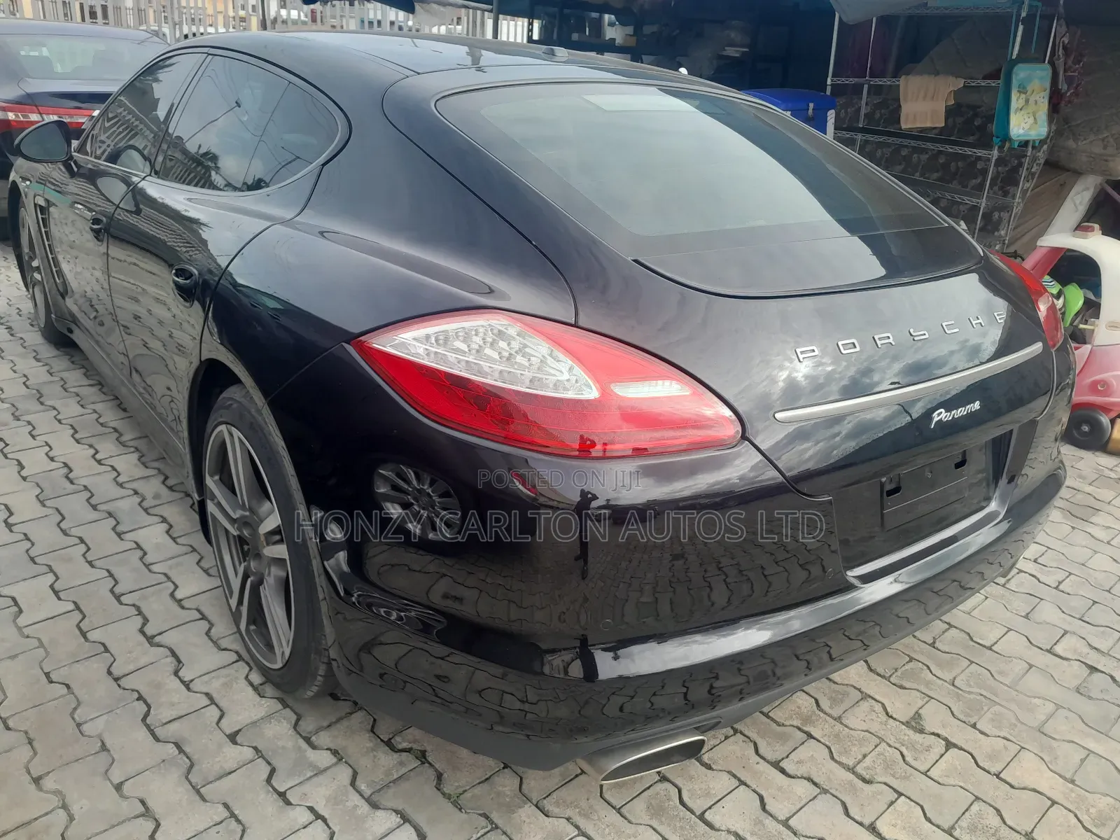 Porsche Panamera GTS 2013 Black