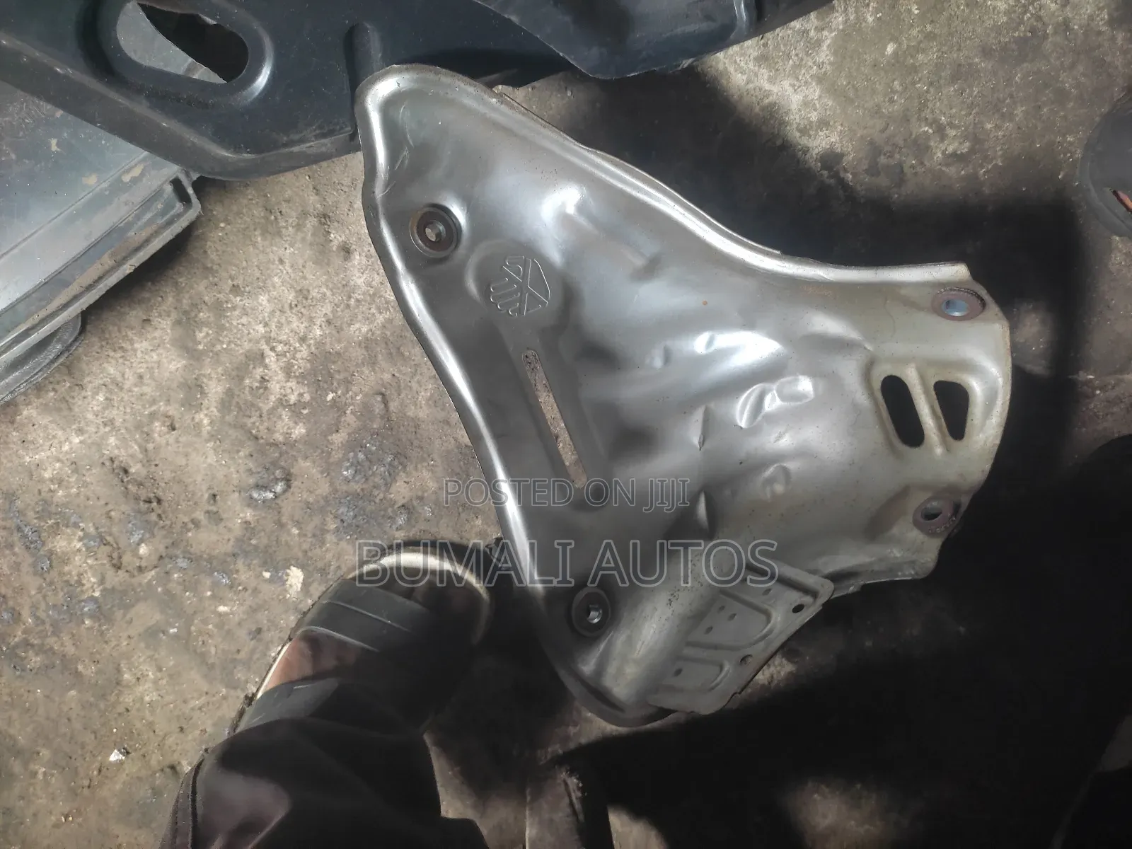 Manifold Cover for Toyota Camry 2010-2014 Model