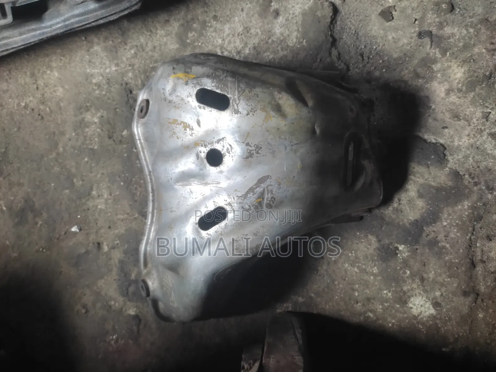 Manifold Cover for Toyota 2.7 Camry