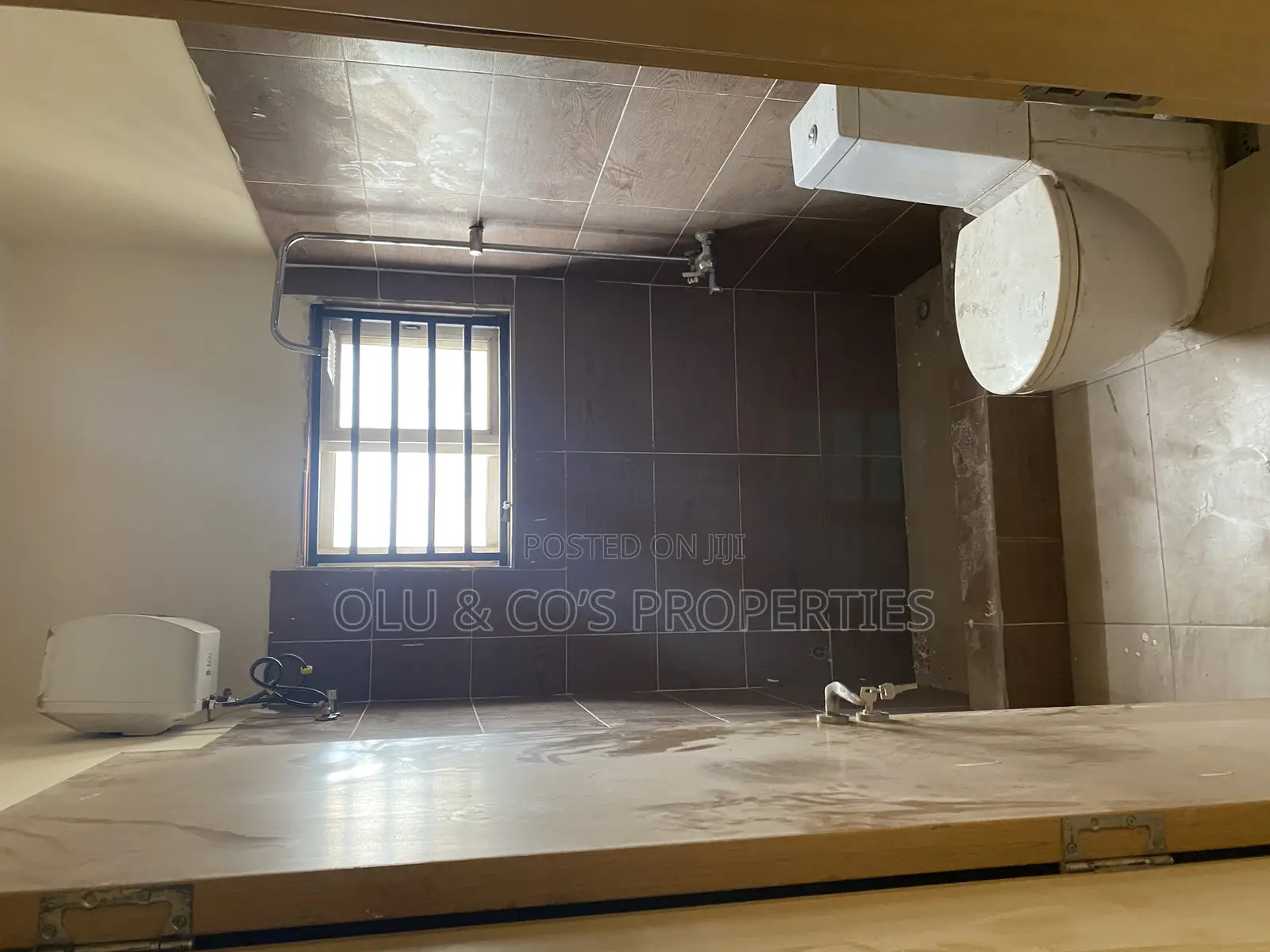 2bdrm Block of Flats in Aco Amac Estate, Lugbe District for rent
