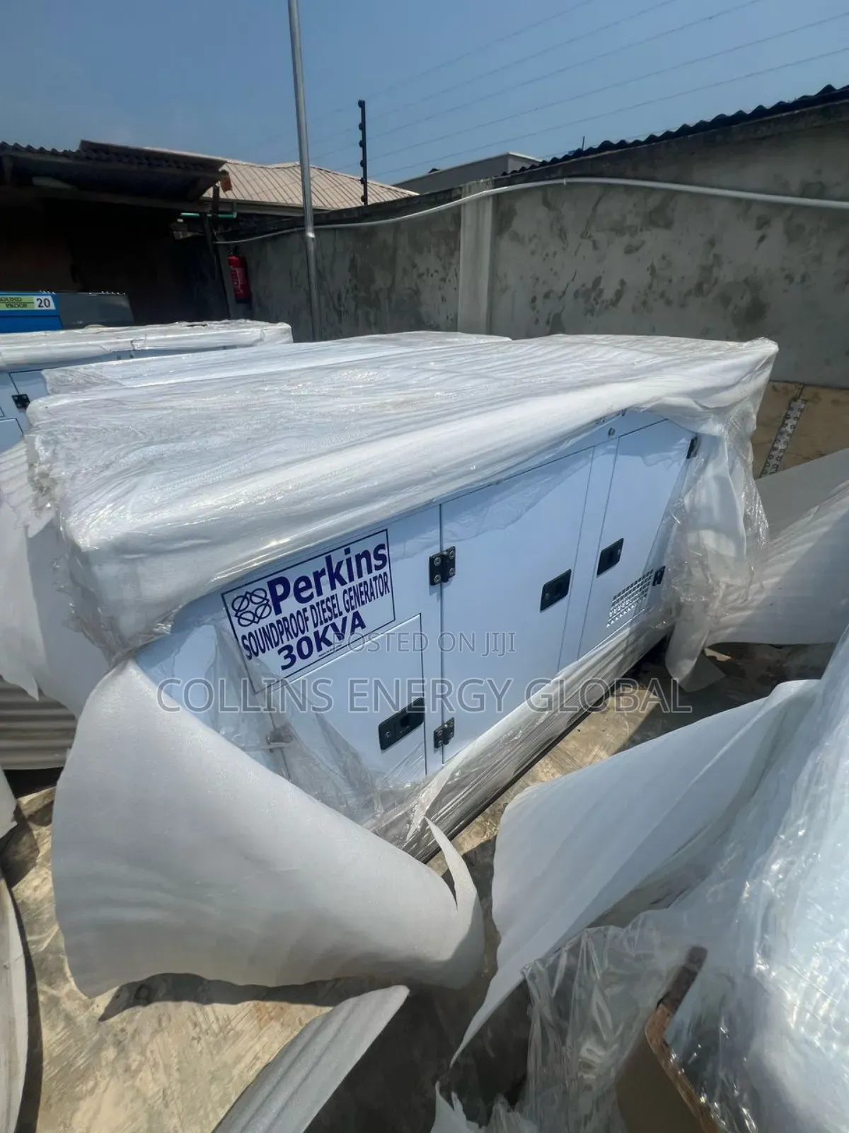 30kva Uk Perkins Soundproof Copper Coil Generator