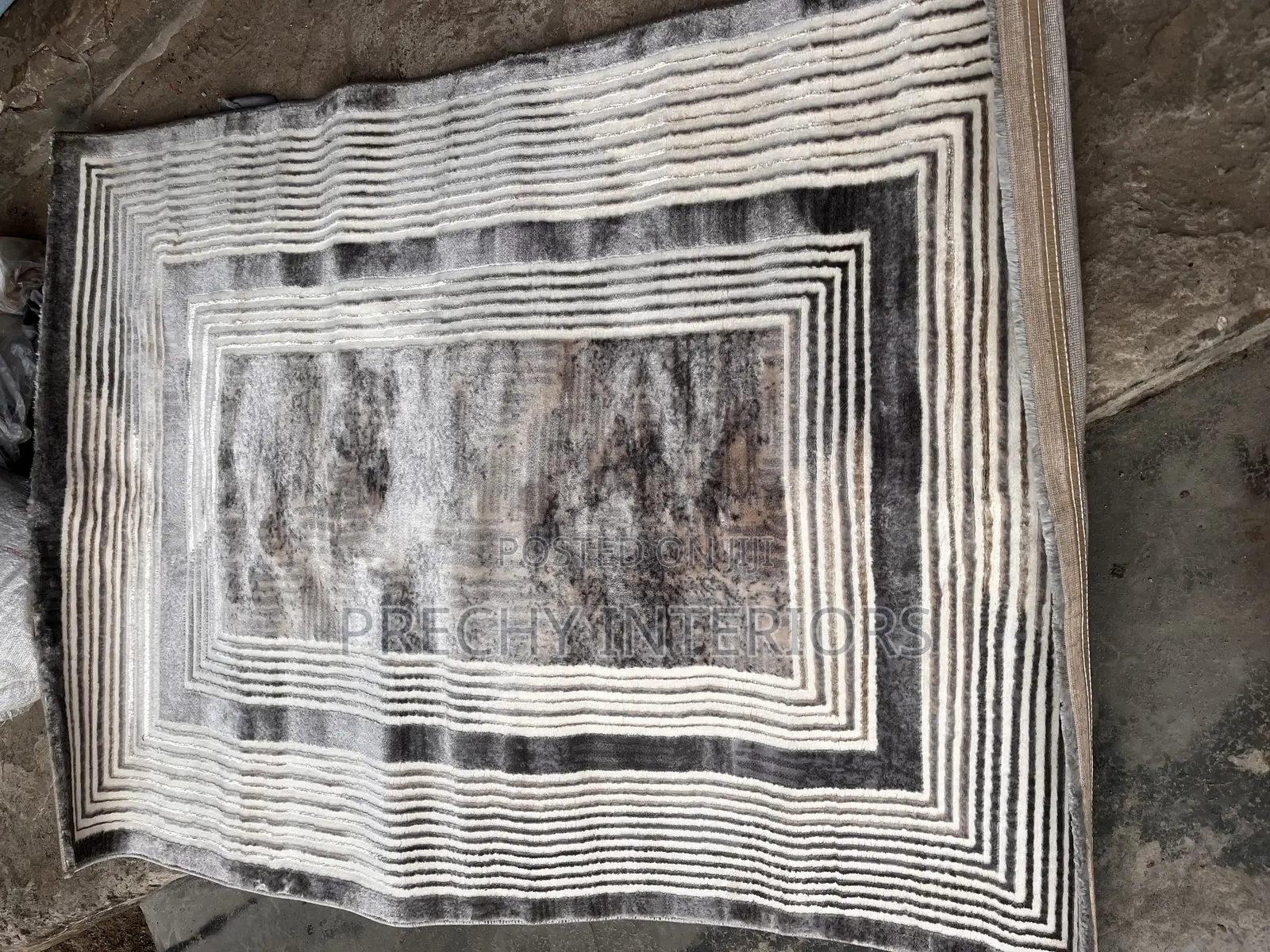 4 by 6 Turkish Rug
